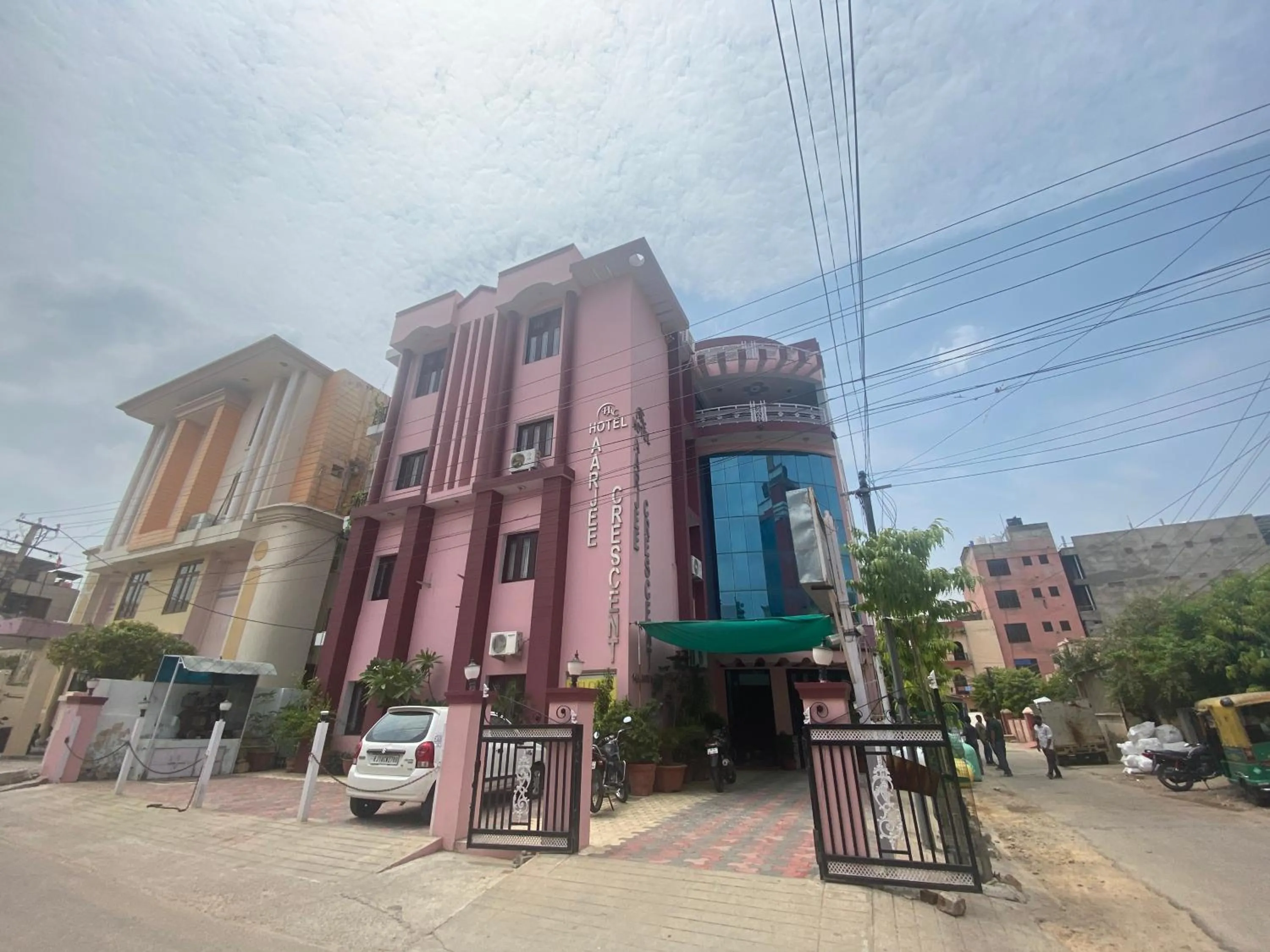 Property building in Hotel Aarjee Crescent Jaipur