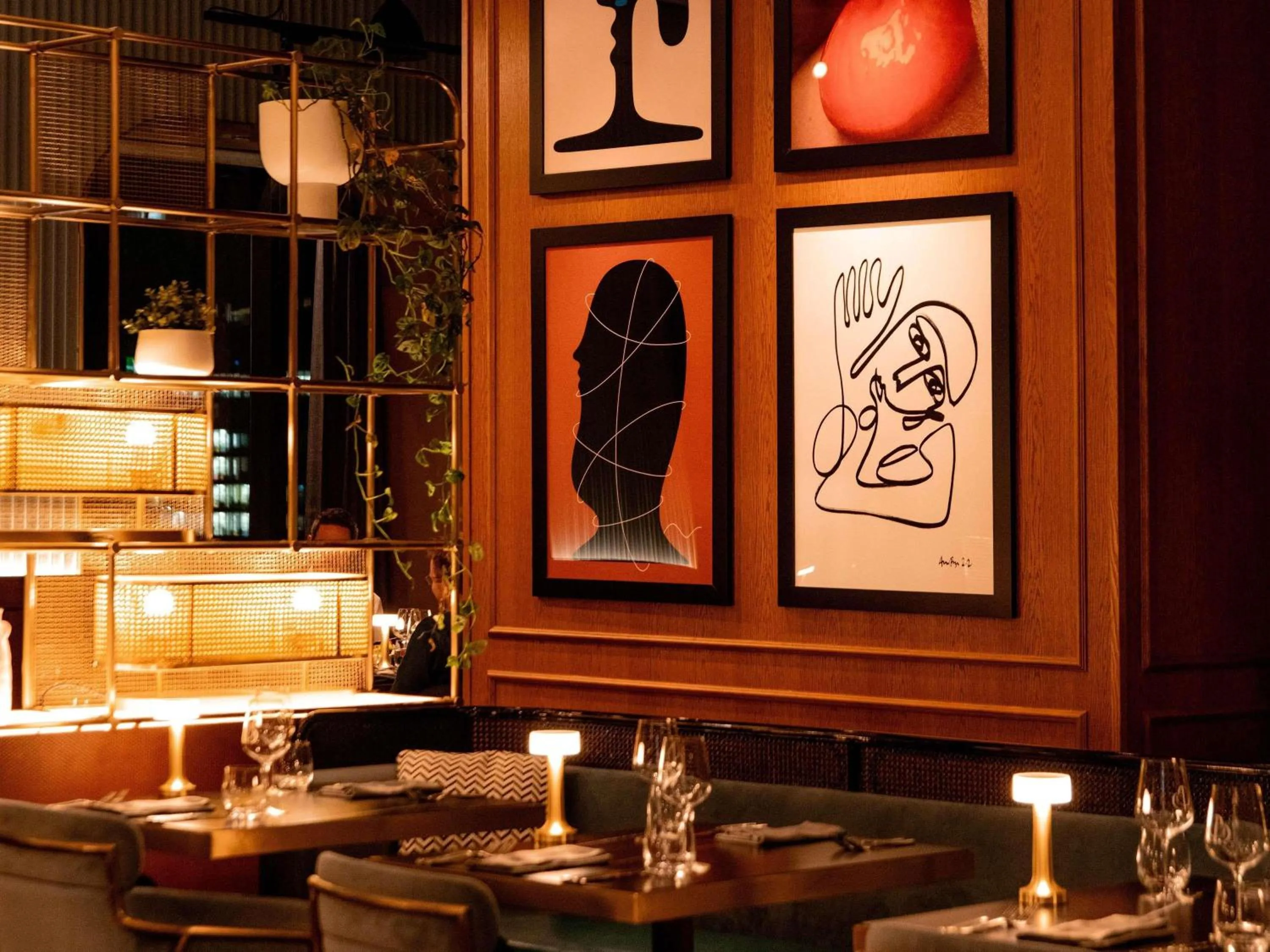 Restaurant/places to eat in Sofitel Adelaide