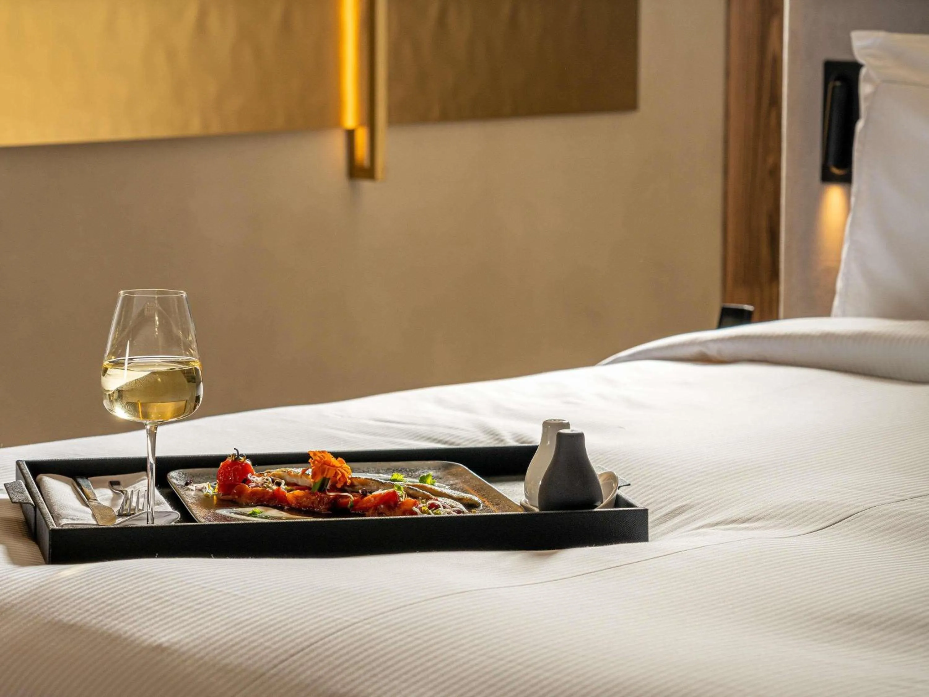 Other, Bed in The Emporium Hotel Plovdiv - MGallery Collection