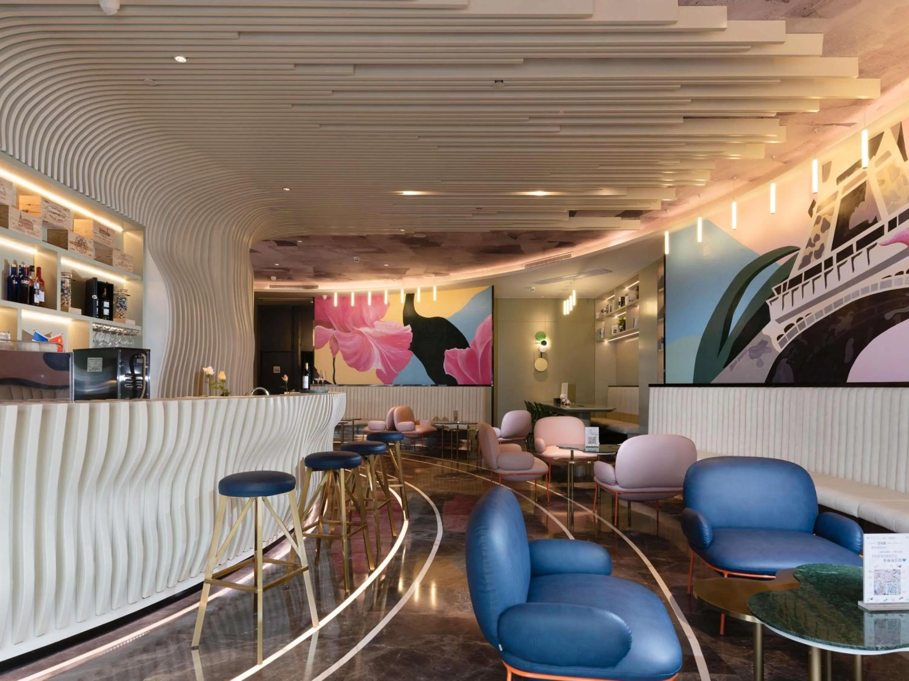 Property building in Mercure Chengdu Xindu