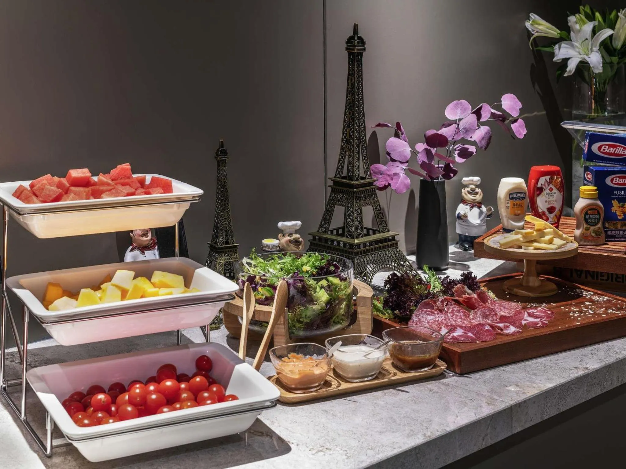 Restaurant/places to eat in Mercure Nanjing Olympic EXPO