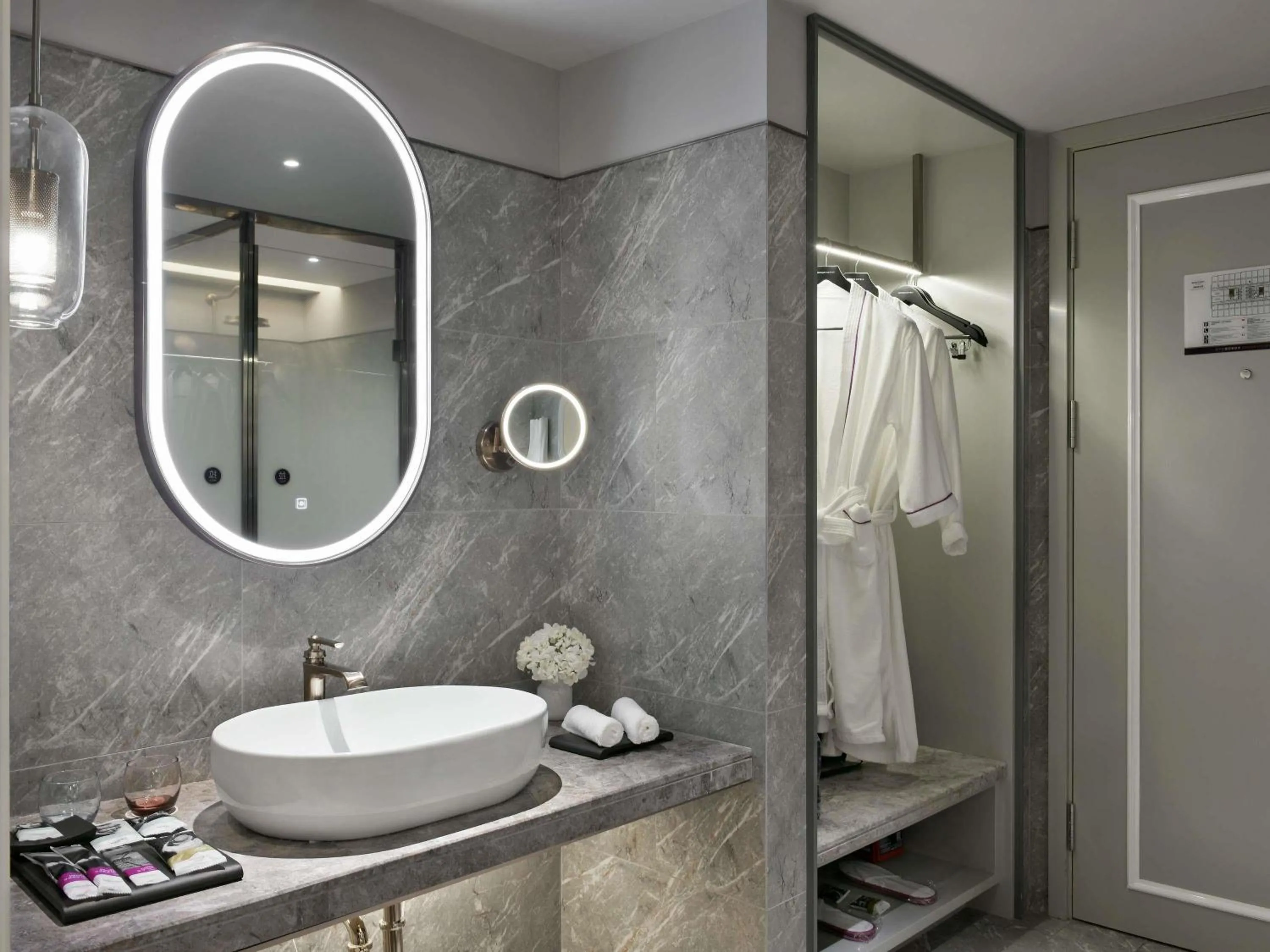 Bedroom in Mercure Chengdu Jiuyanqiao