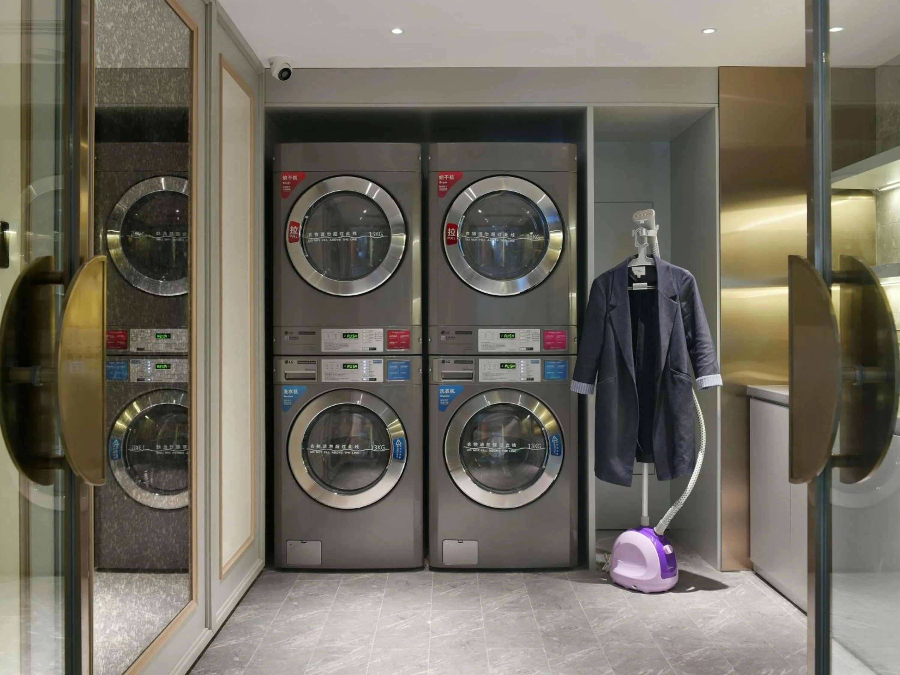 Property building in Mercure Chengdu Jiuyanqiao