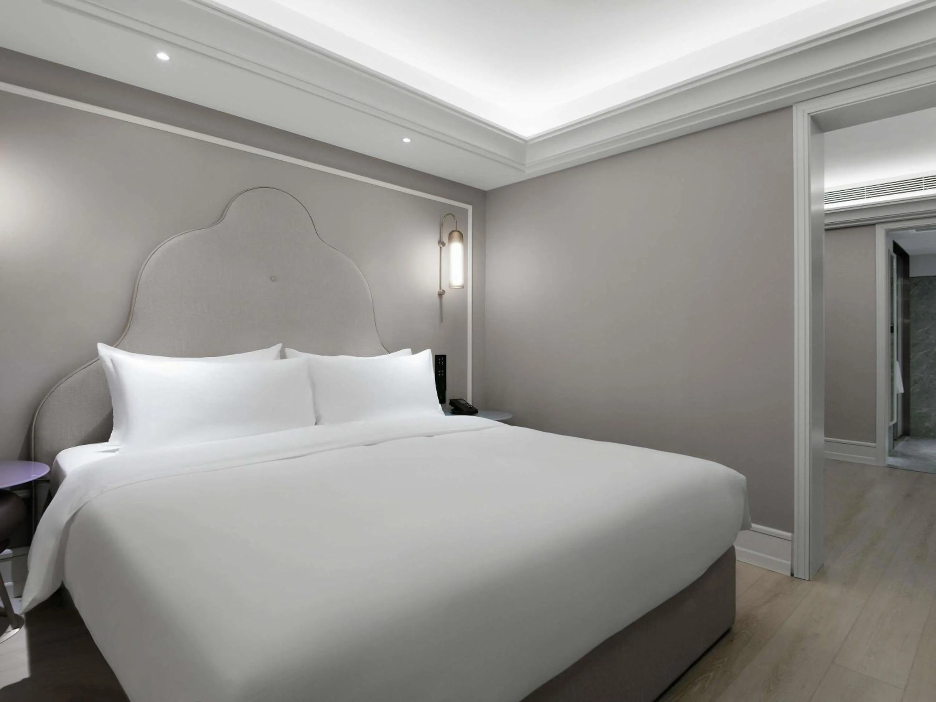 Bedroom, Bed in Mercure Chengdu Jiuyanqiao