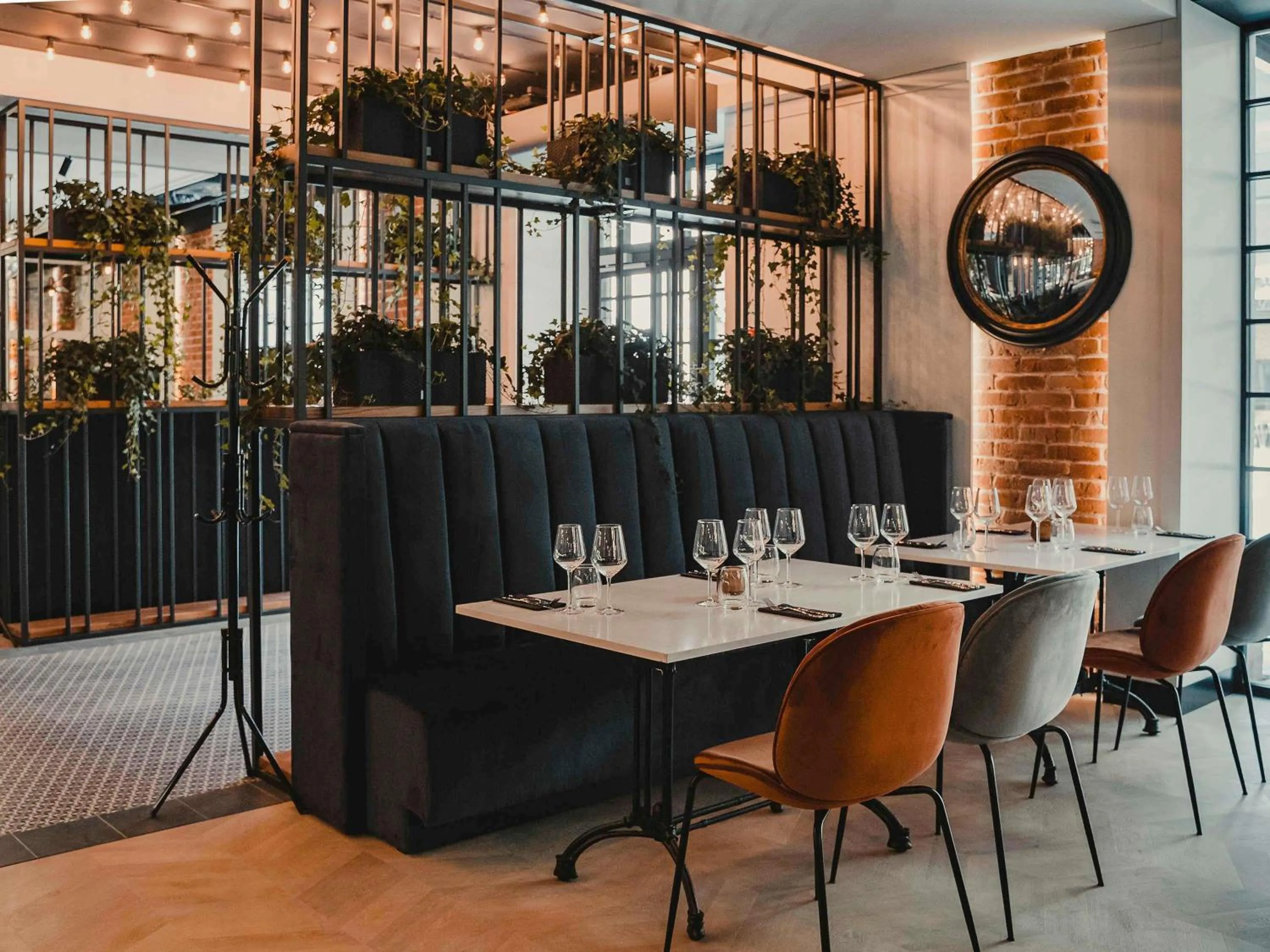 Restaurant/places to eat in Mercure Krakow Fabryczna City