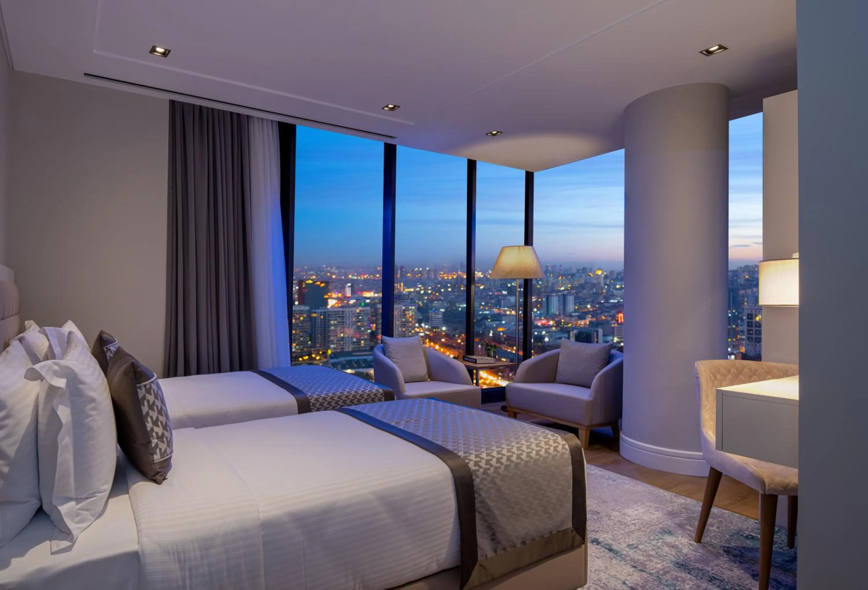 Bedroom, Bed in Movenpick Living Istanbul West