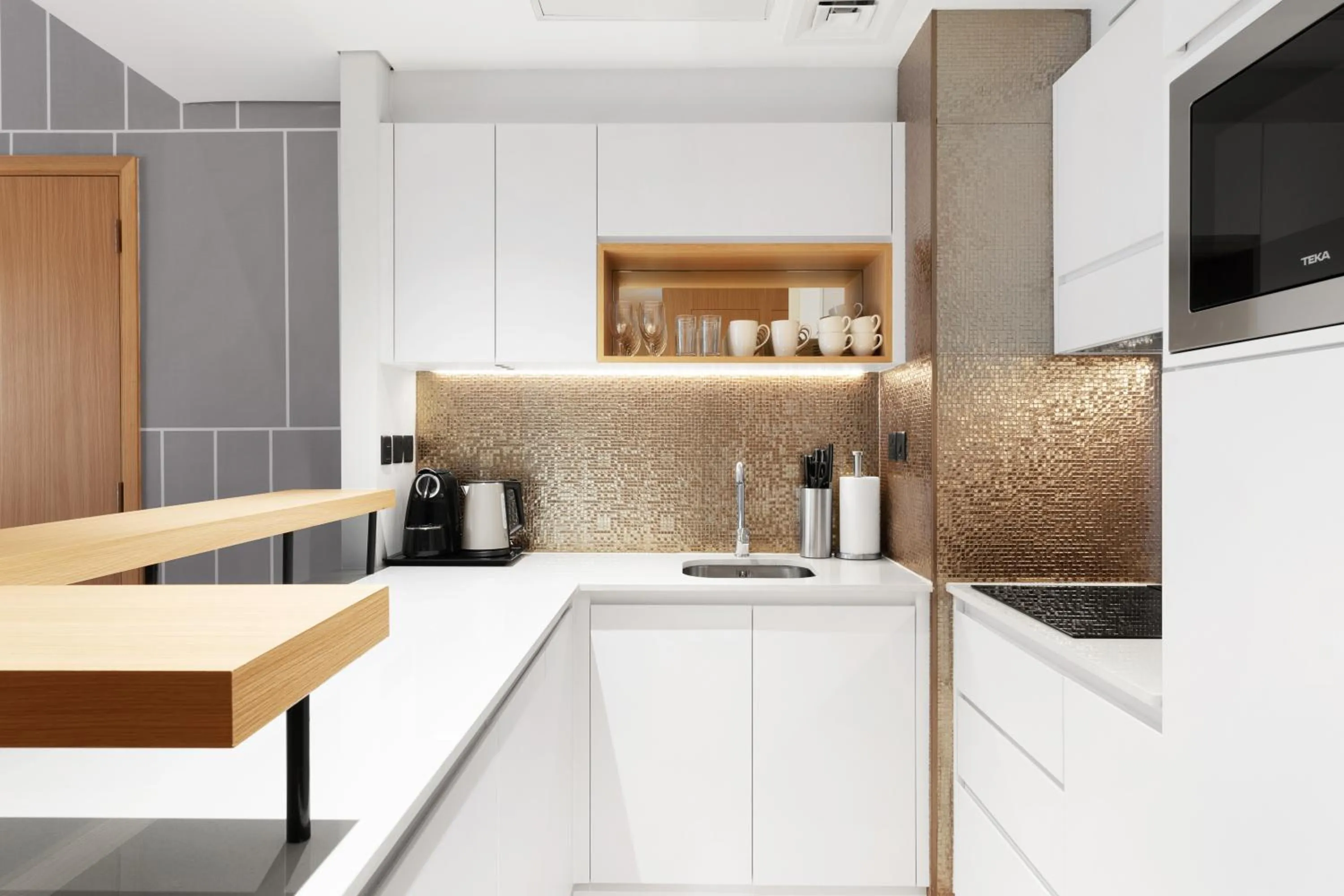 Coffee/tea facilities in Adagio Premium The Palm