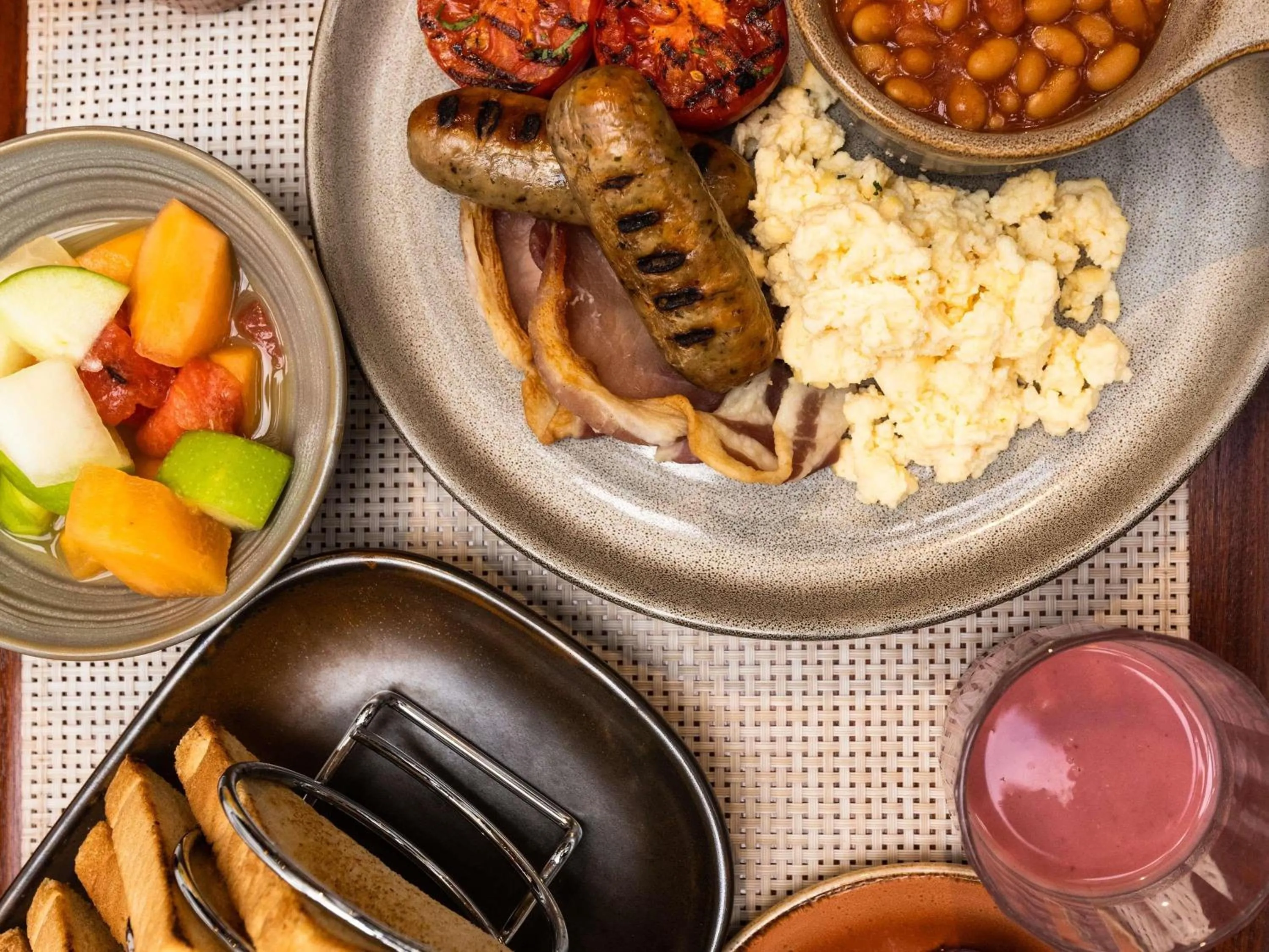 Breakfast in Novotel Cambridge North