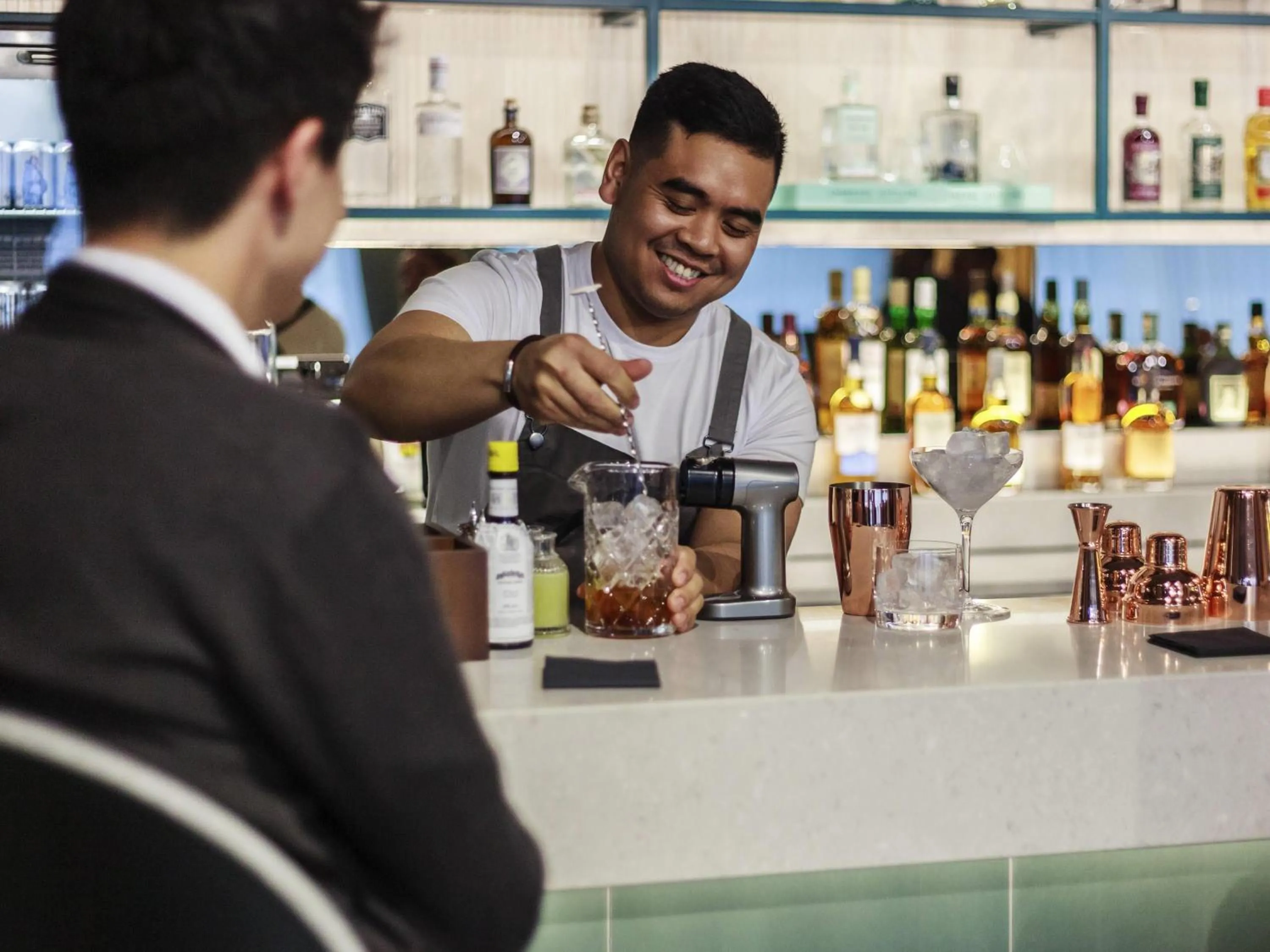 Lounge or bar in Novotel Cambridge North