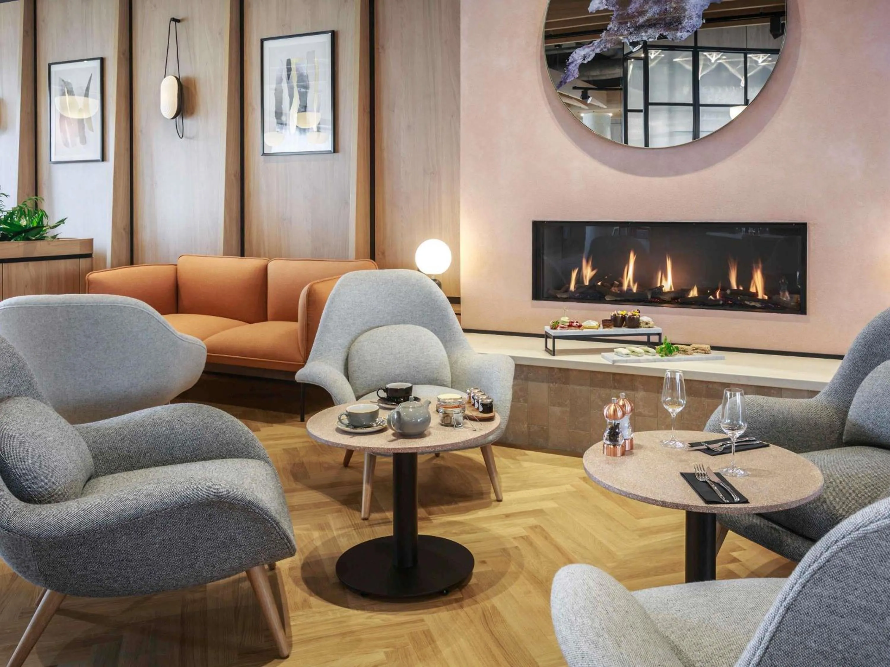 Property building in Novotel Cambridge North