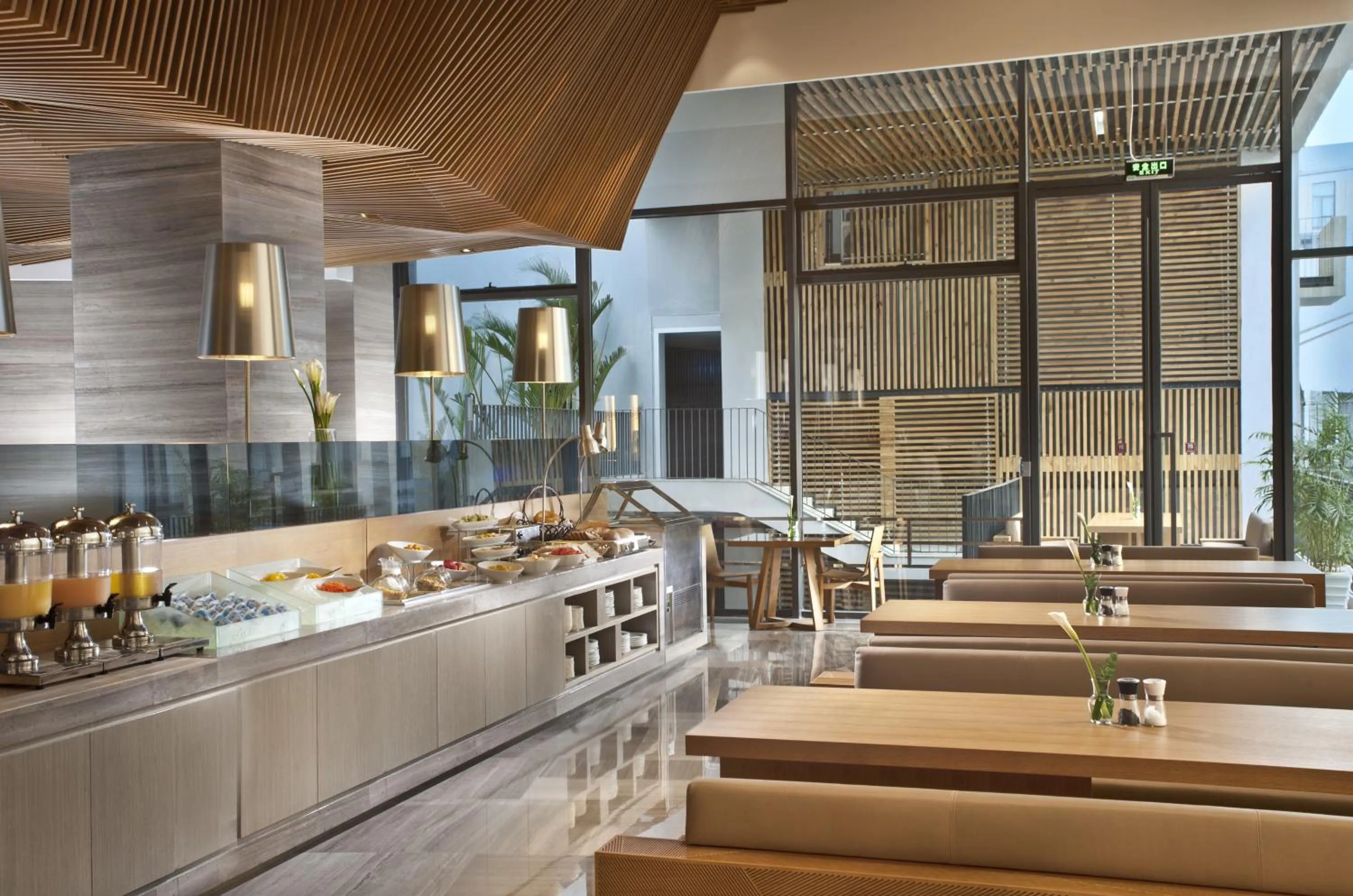 Restaurant/places to eat in CM Serviced Apartment Shenzhen Hillside