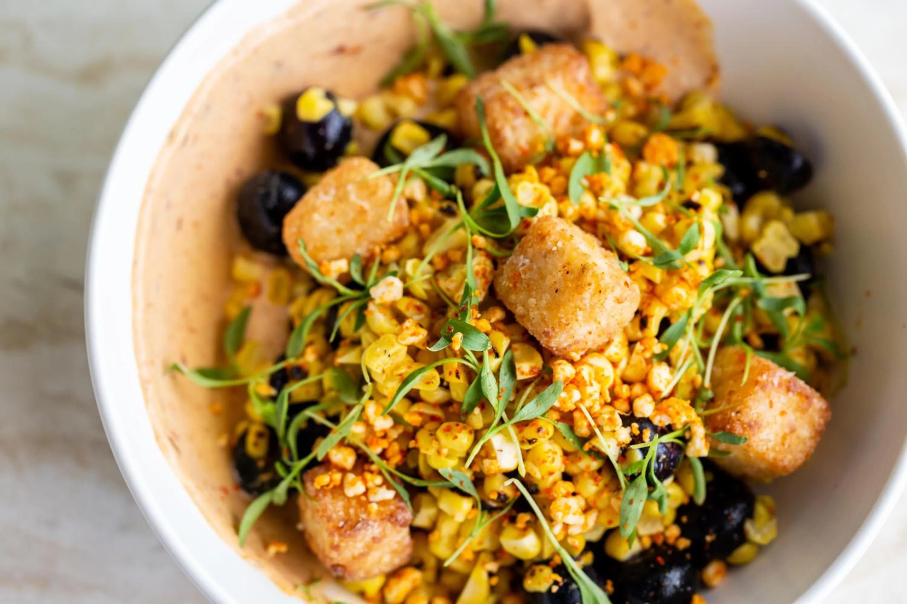 Food and drinks in The Kimpton Shorebreak Fort Lauderdale Beach Resort