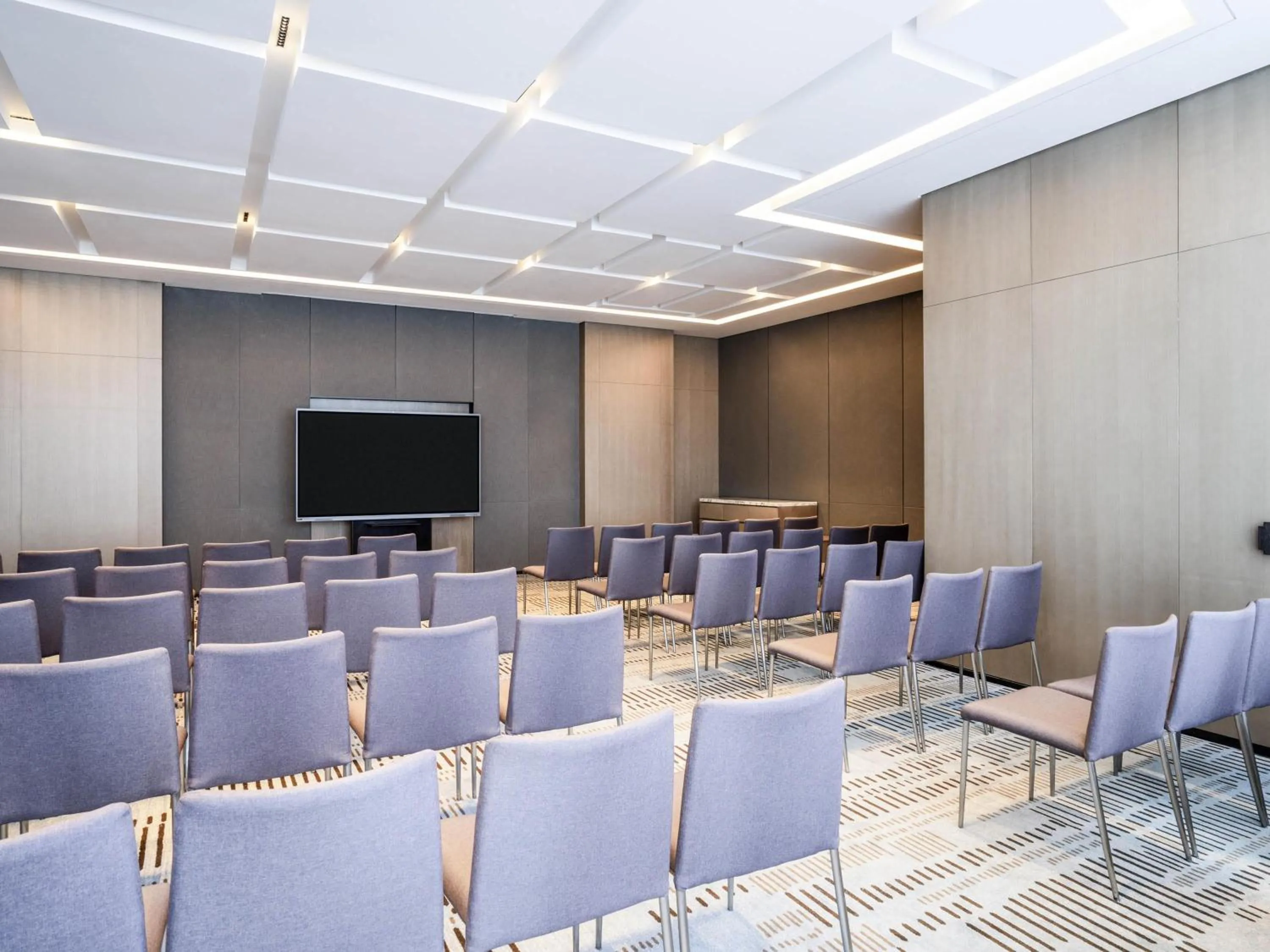 Meeting/conference room in Sofitel Hangzhou Yingguan-Olympic Center Hotel