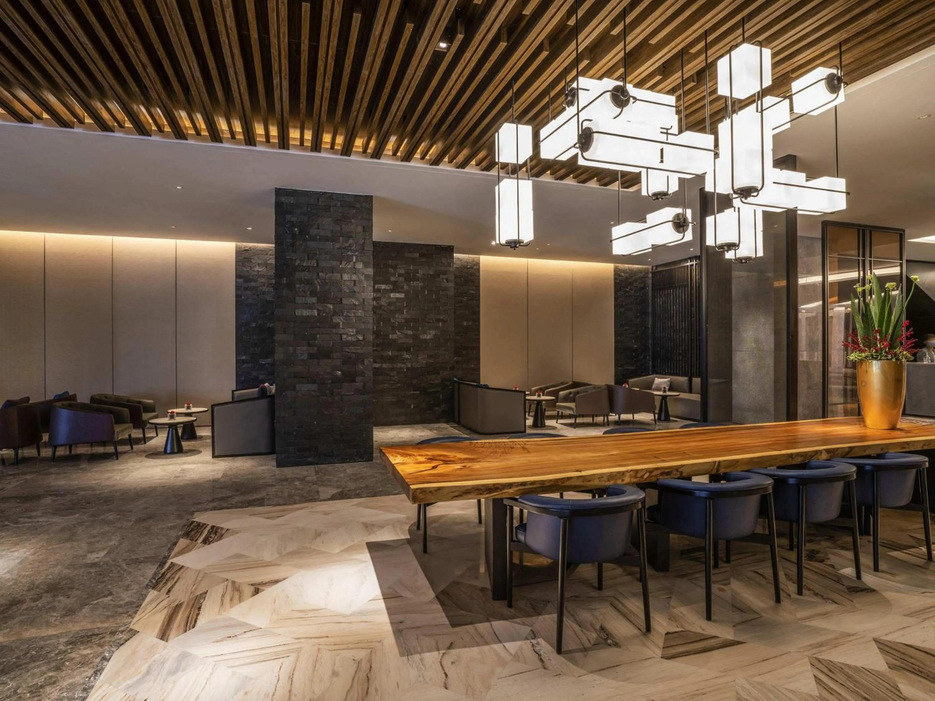 Restaurant/places to eat in Sofitel Hangzhou Yingguan-Olympic Center Hotel