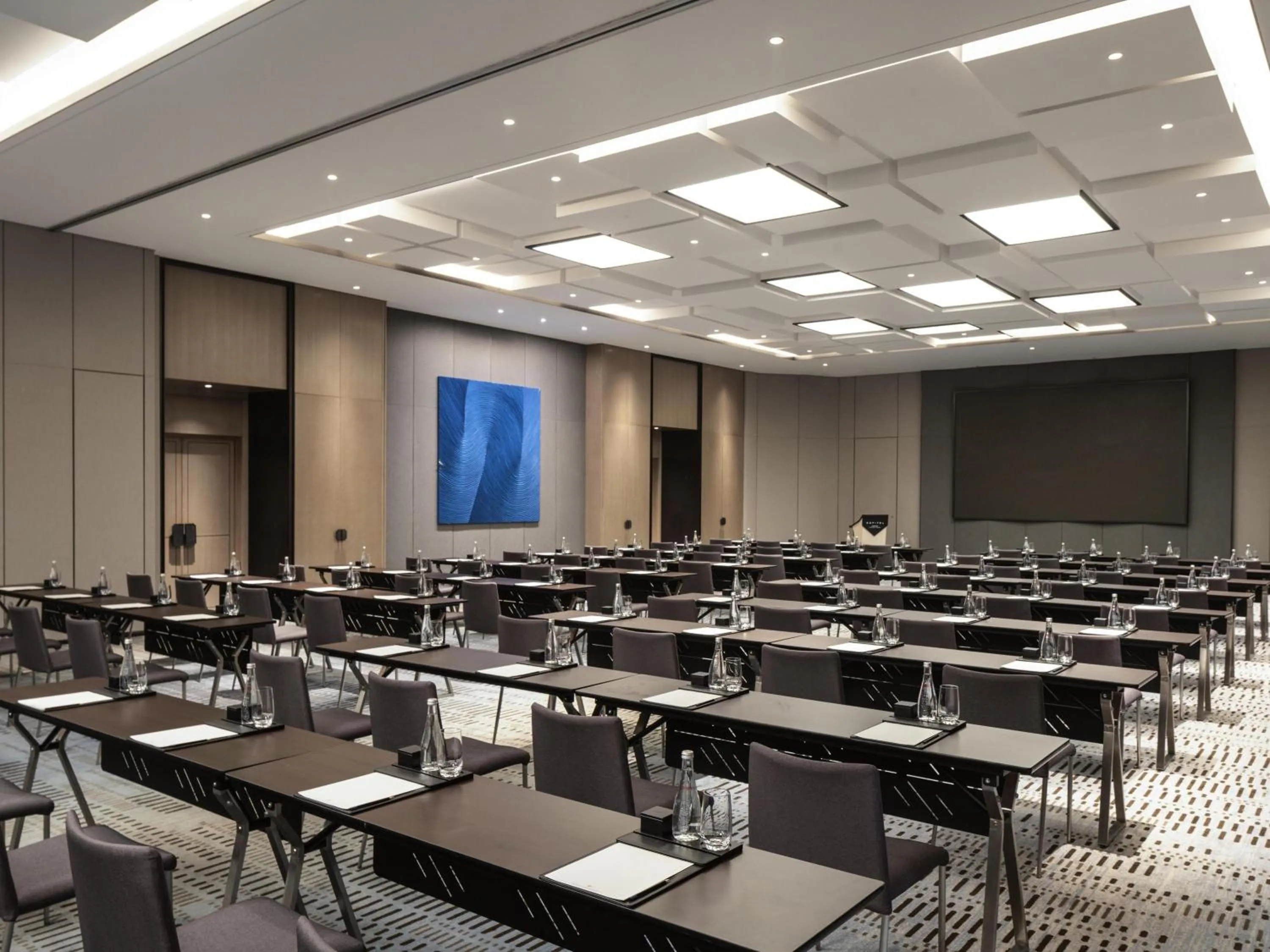 Meeting/conference room in Sofitel Hangzhou Yingguan-Olympic Center Hotel