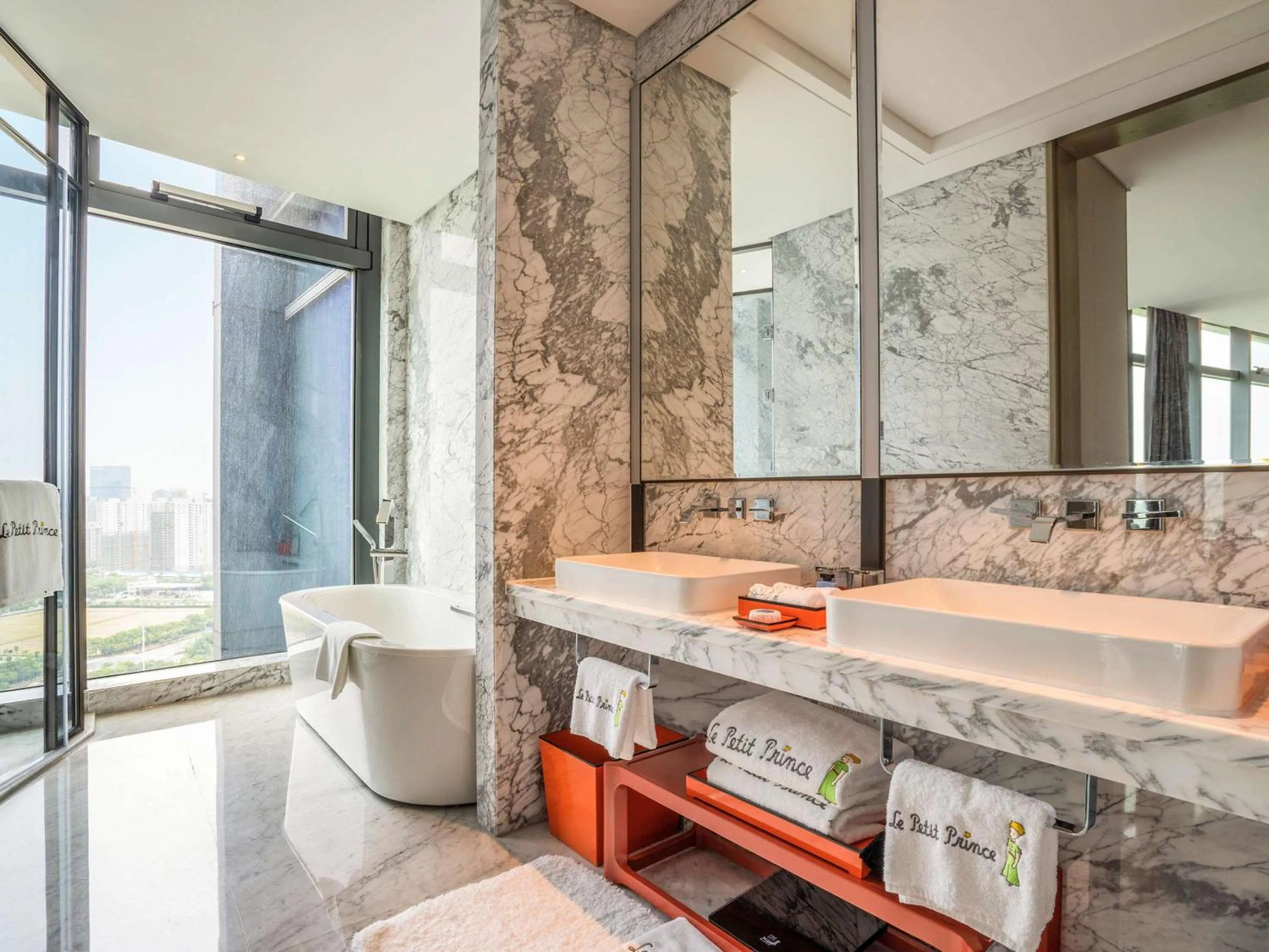 Family Room with City View  in Sofitel Hangzhou Yingguan-Olympic Center Hotel