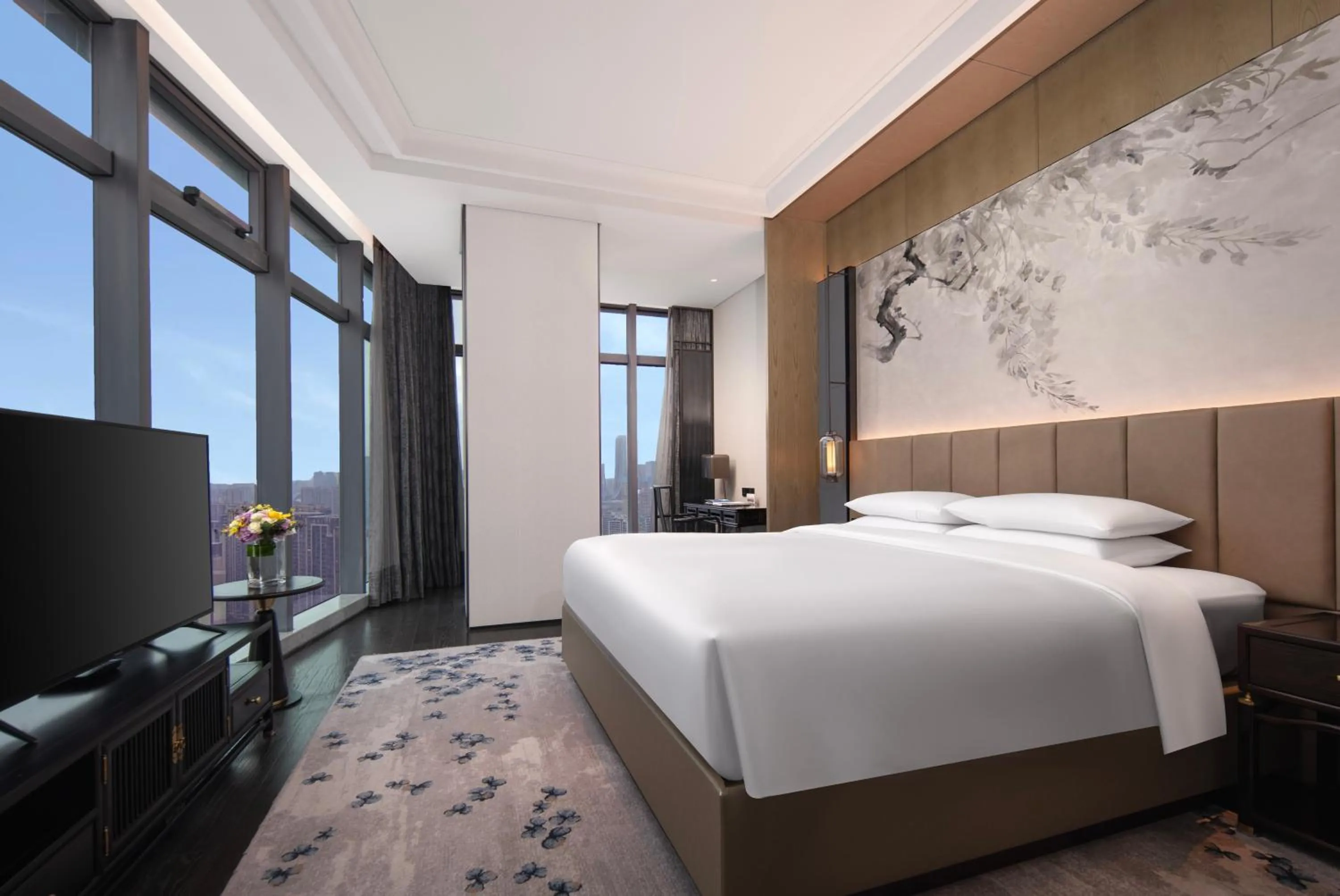 Bedroom, Bed in Sofitel Hangzhou Yingguan-Olympic Center Hotel