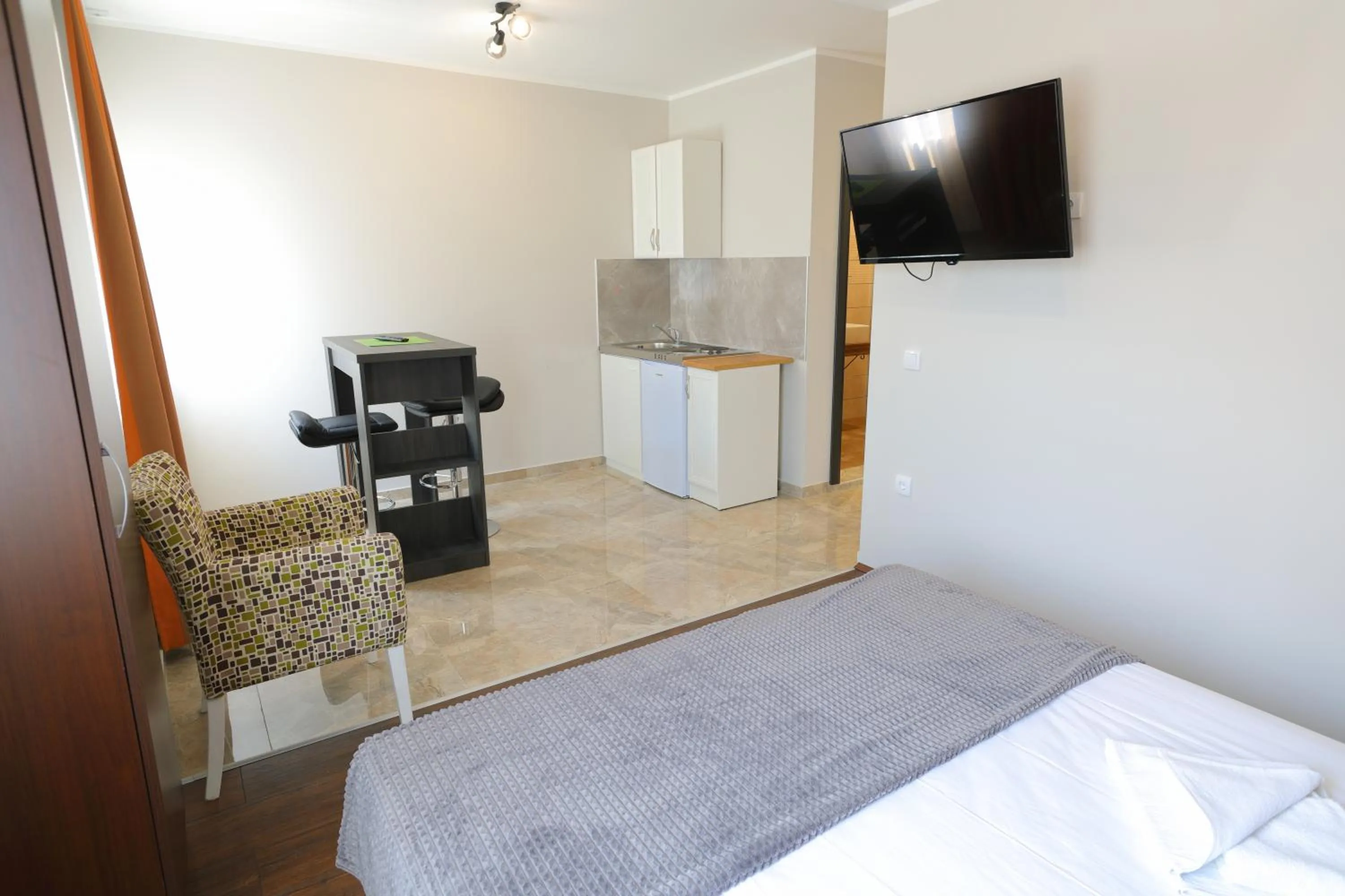 Kitchen or kitchenette in Fenix Apartments