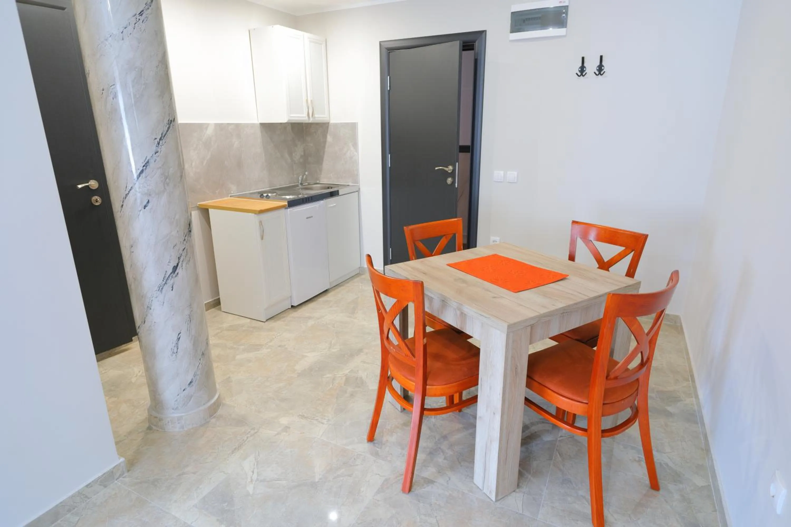 Kitchen or kitchenette in Fenix Apartments