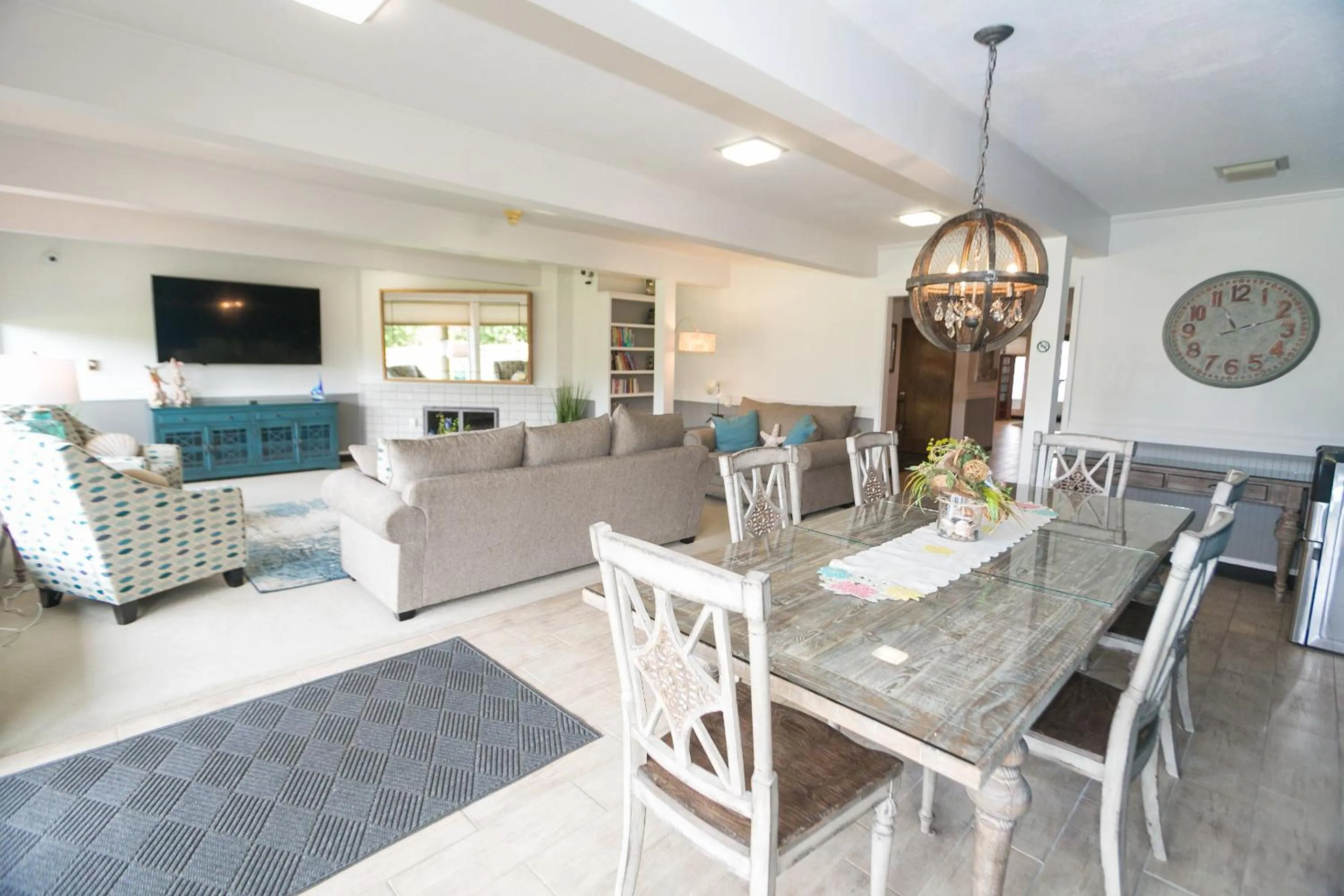 Lobby or reception in Canterbury Inn