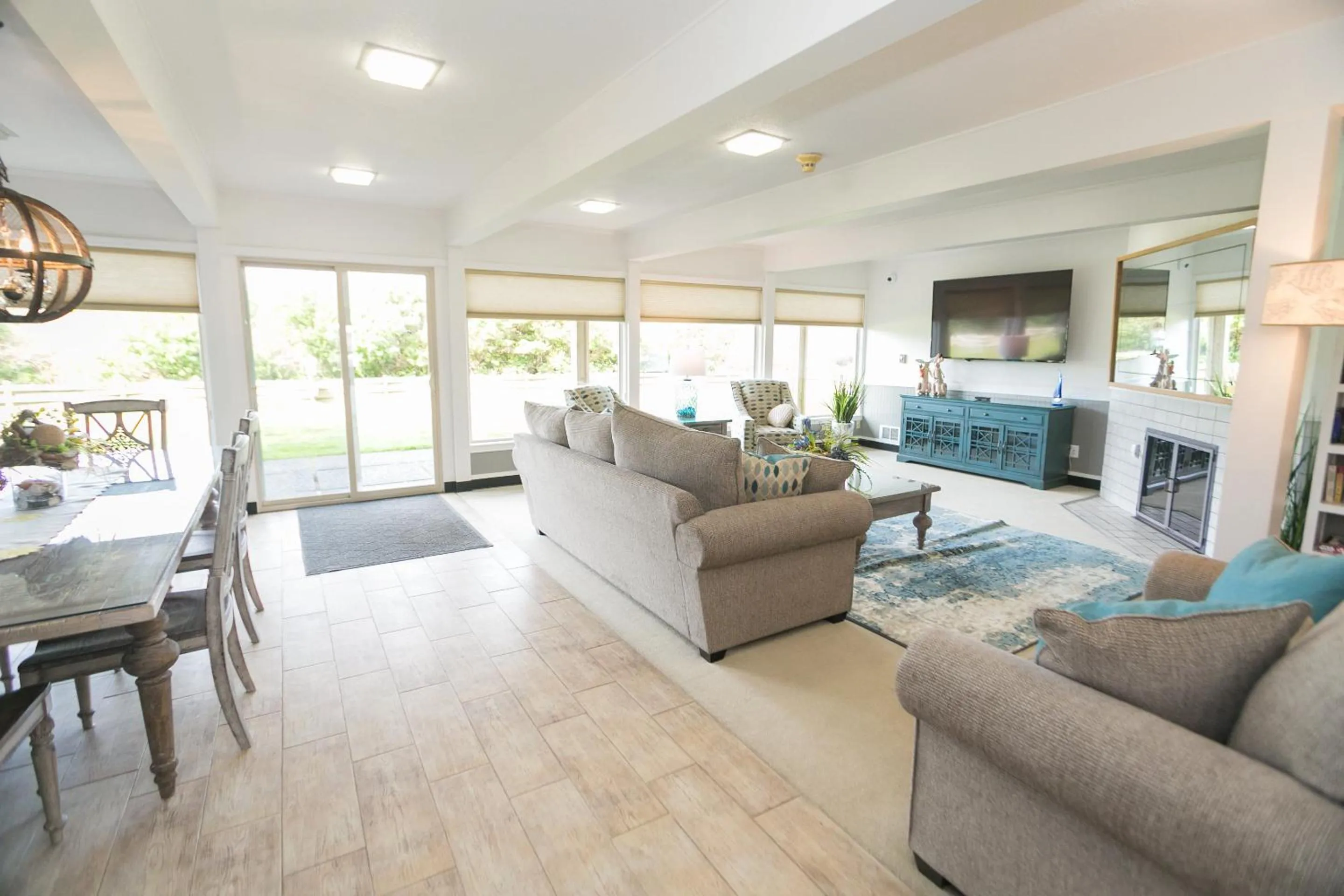 Lobby or reception in Canterbury Inn