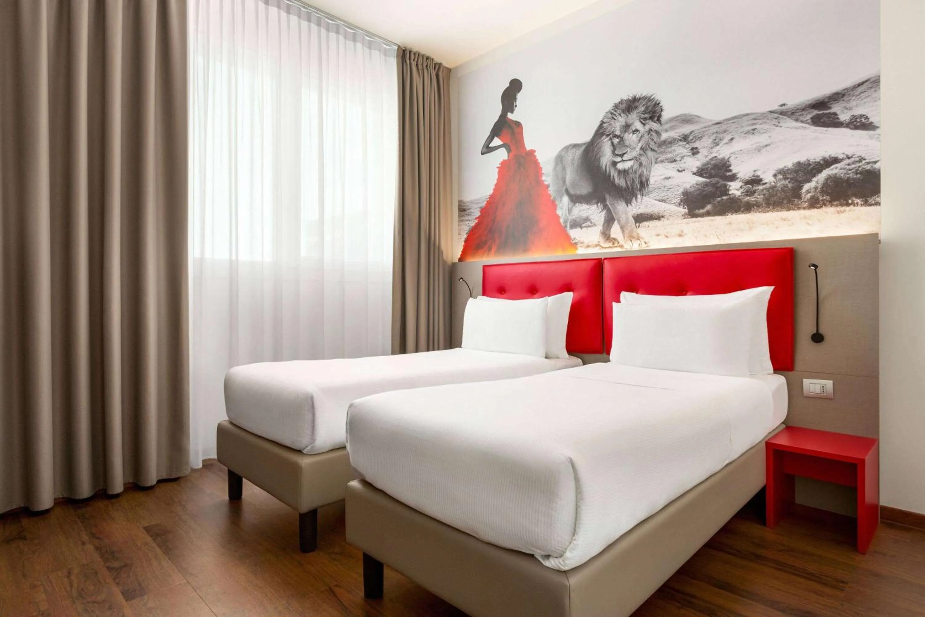 Photo of the whole room, Bed in Amedia Hotel Milan, Trademark Collection by Wyndham
