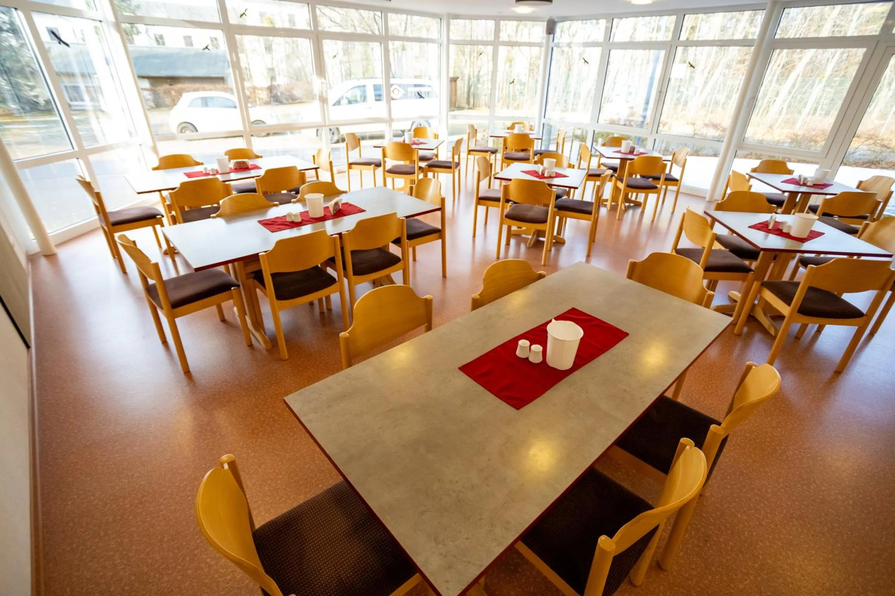 Restaurant/places to eat in Sportpension Dresden