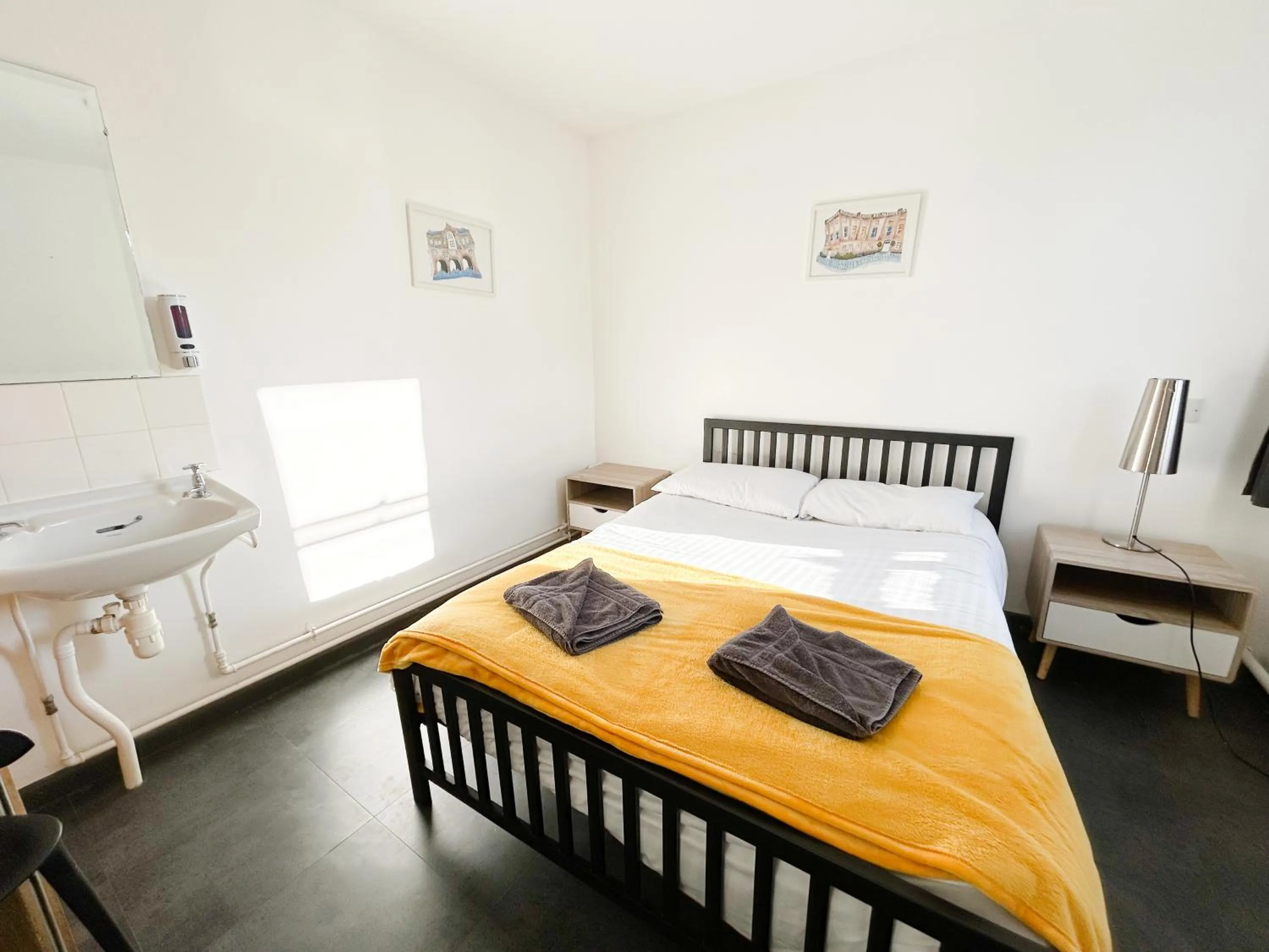 Bed in Bath YMCA Hostel