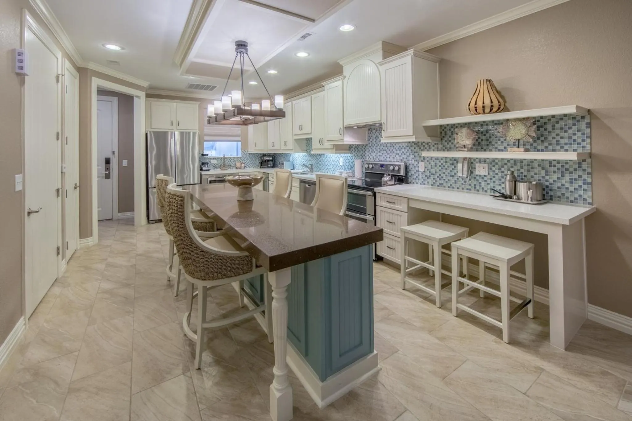 Photo of the whole room in Holiday Inn Club Vacations Galveston Seaside Resort