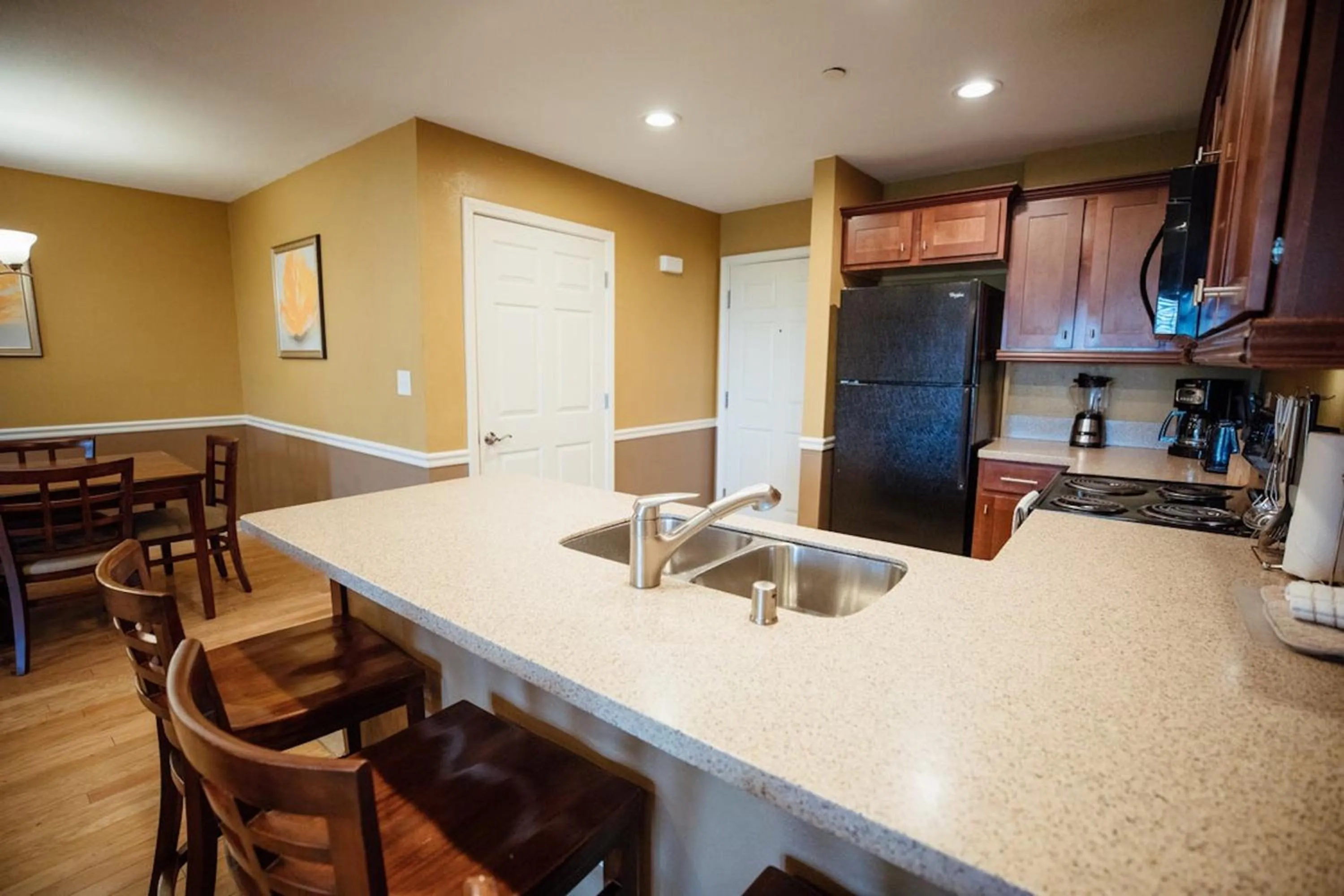 Photo of the whole room in Holiday Inn Club Vacations Galveston Seaside Resort