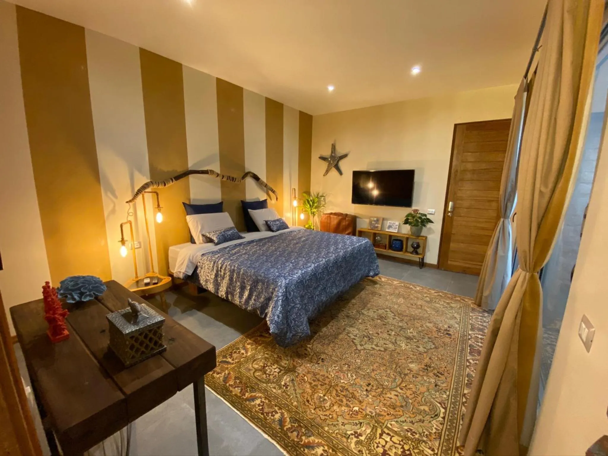 Photo of the whole room, Bed in Casarte Boutique Hotel