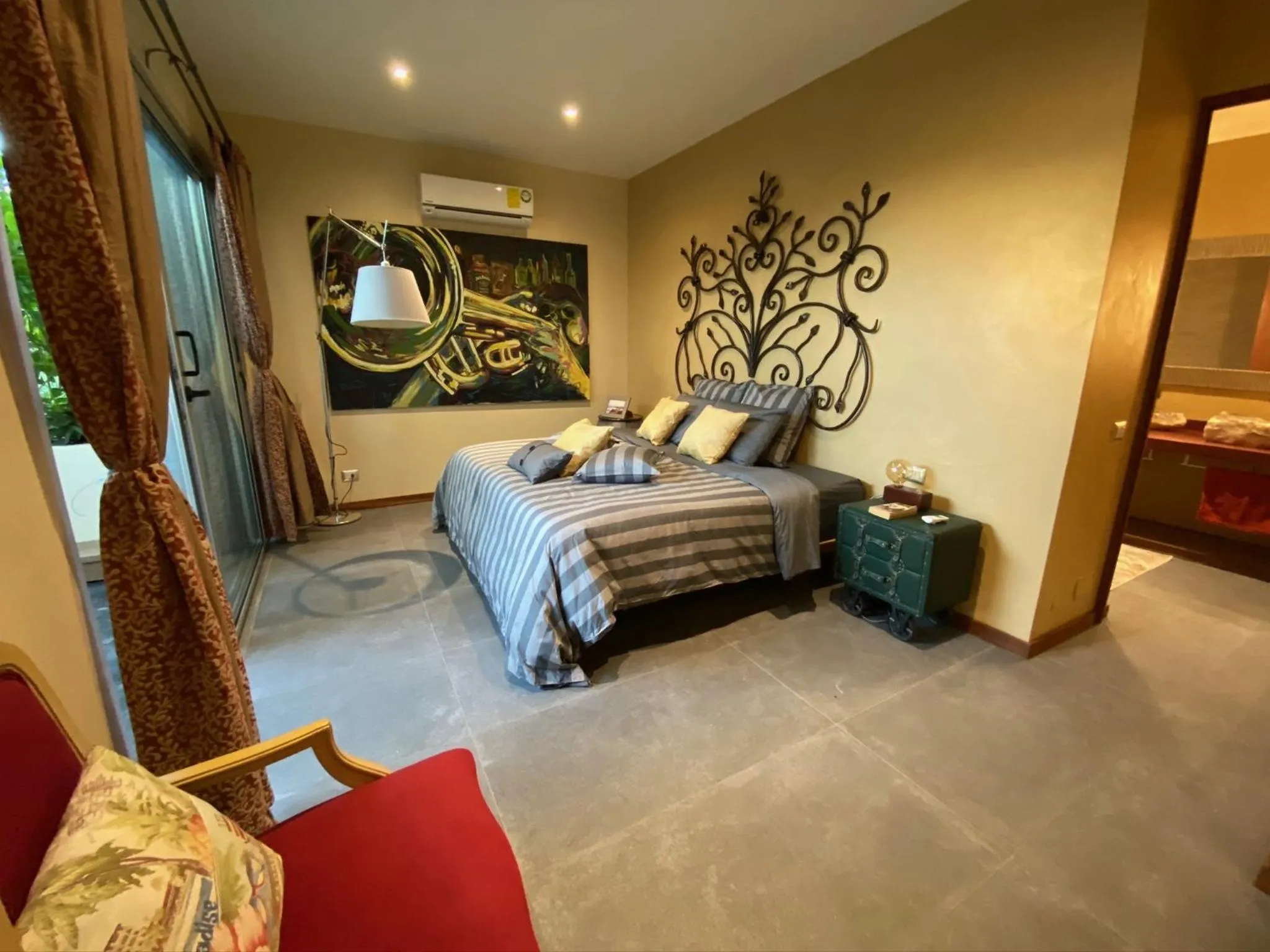 Bed in Casarte Boutique Hotel