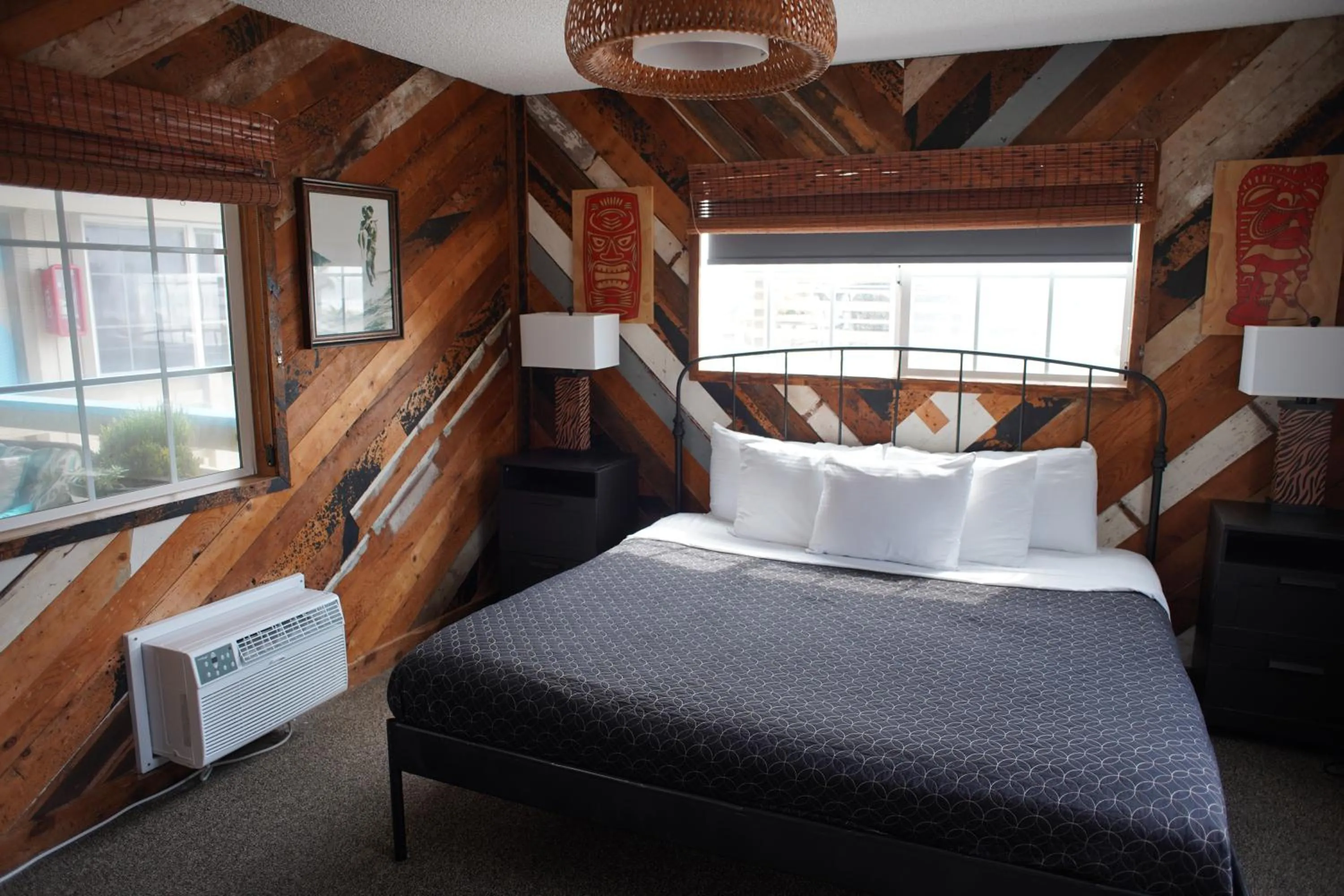 Bedroom in Huntington Surf Inn