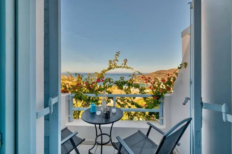 Standard Triple Room with Sea View in APOLLON PALACE Standard Triple Room with Sea View in APOLLON PALACE