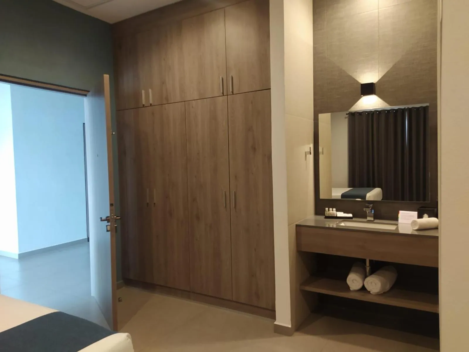 Bathroom, Bed in TH HOTEL & VIVIENDA