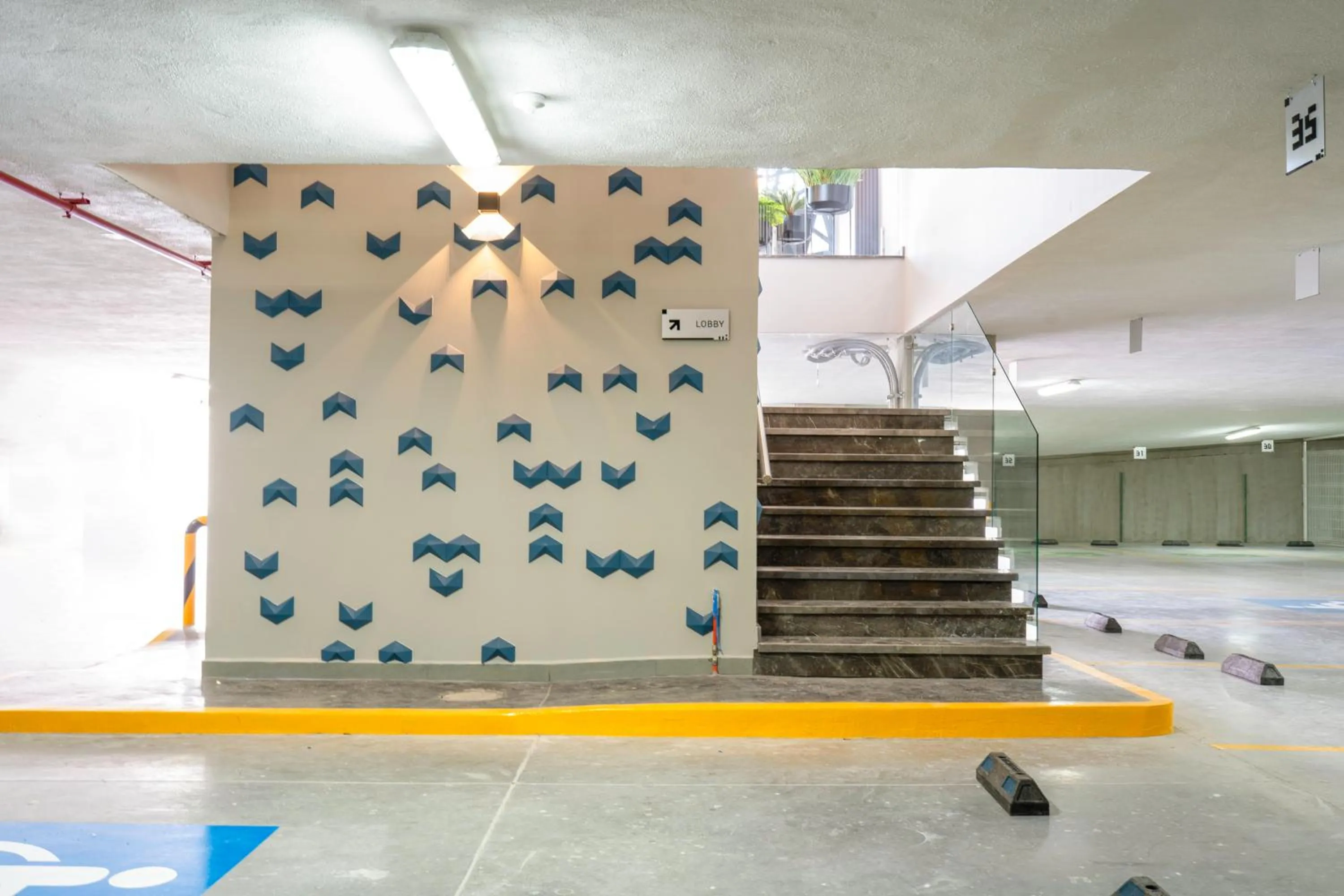 Parking in TH HOTEL & VIVIENDA