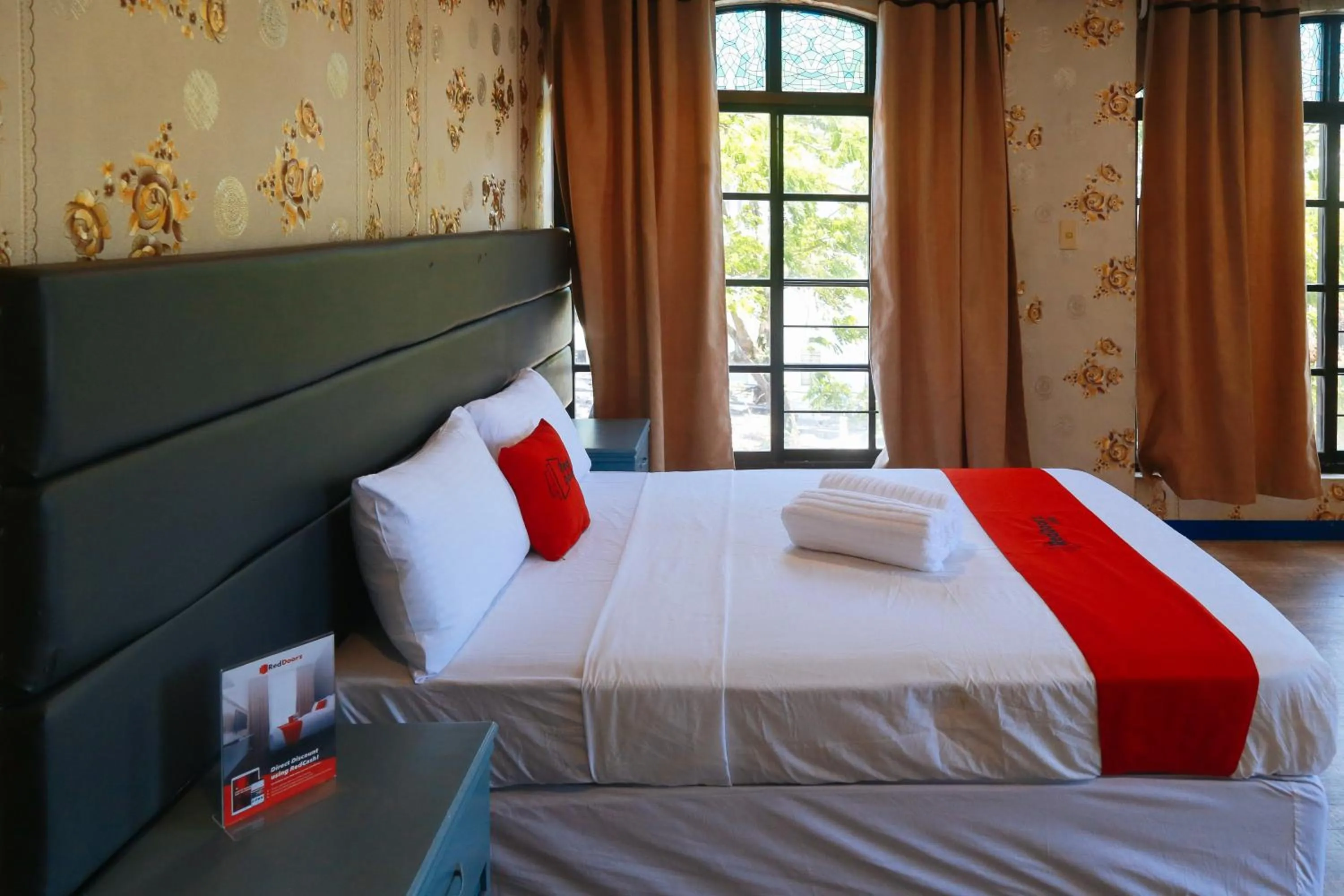 Bedroom, Bed in RedDoorz Plus @ Castle Chateau Iloilo