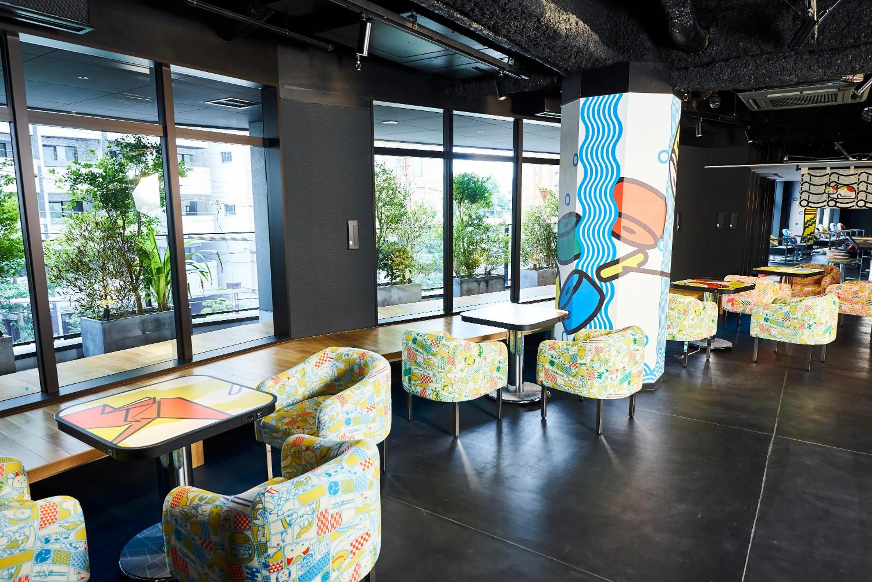 Communal lounge/ TV room in HOTEL TAVINOS Kyoto