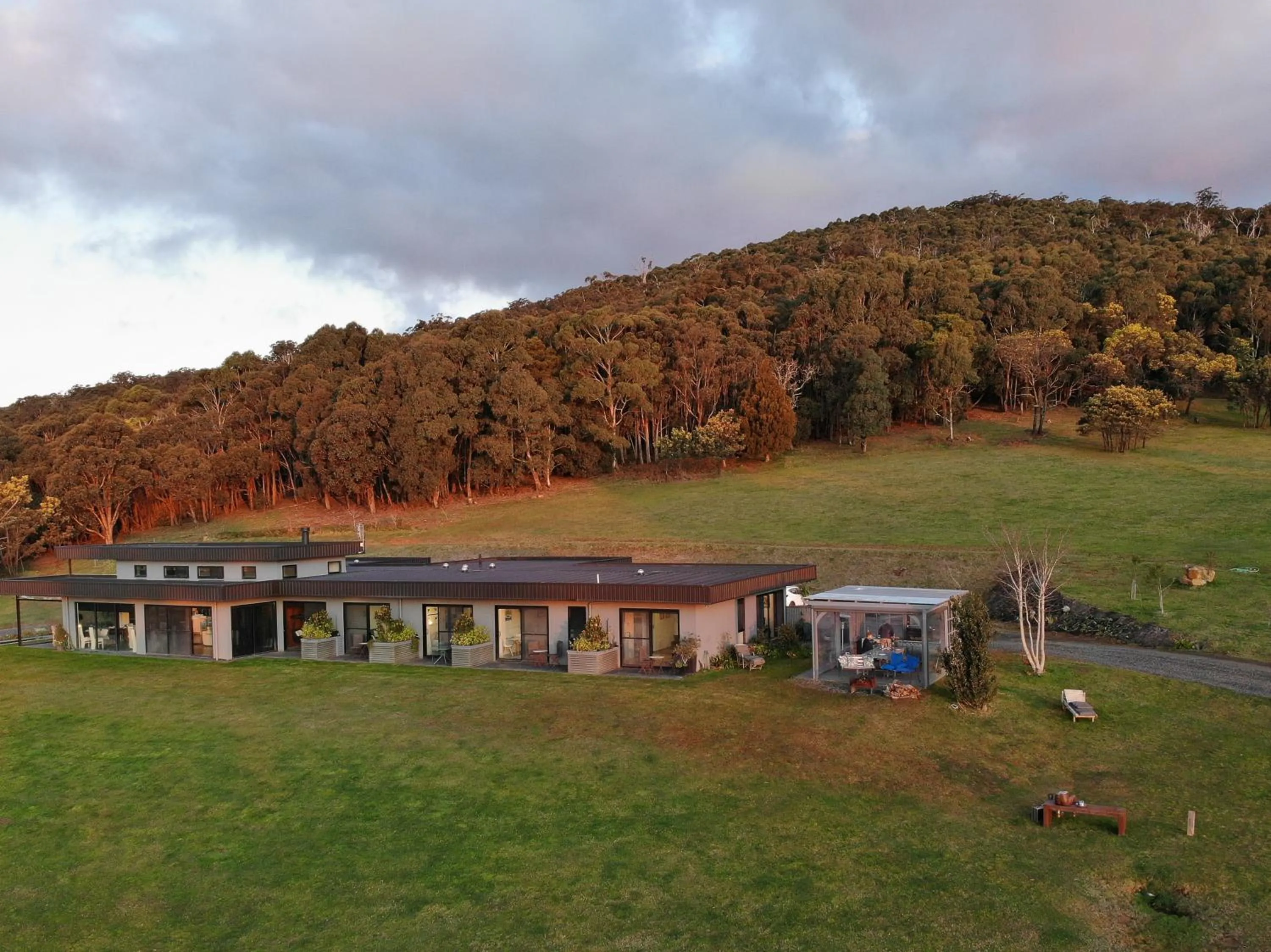 Property building in Hanging Rock Views