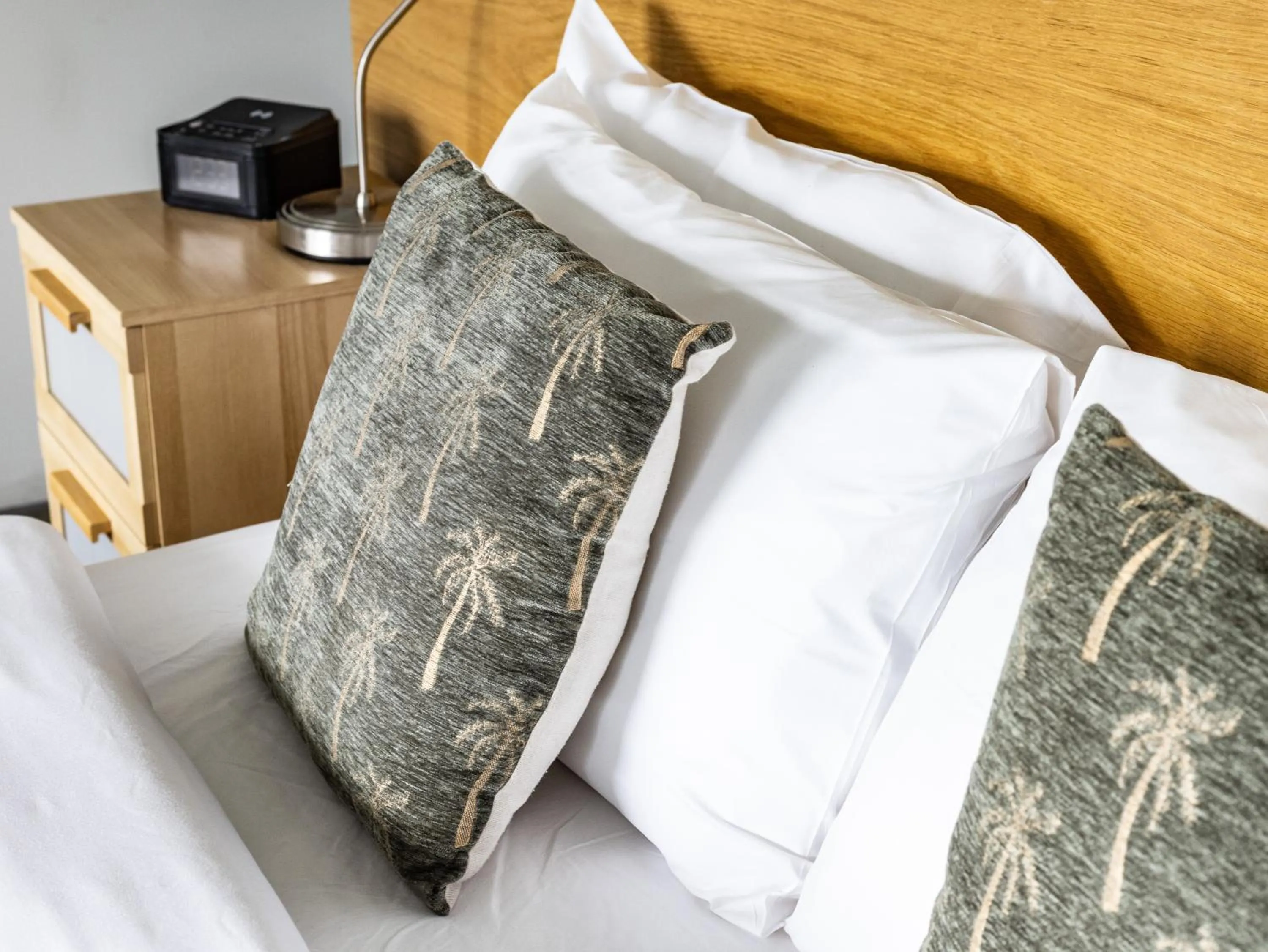 Bed in Hanging Rock Views