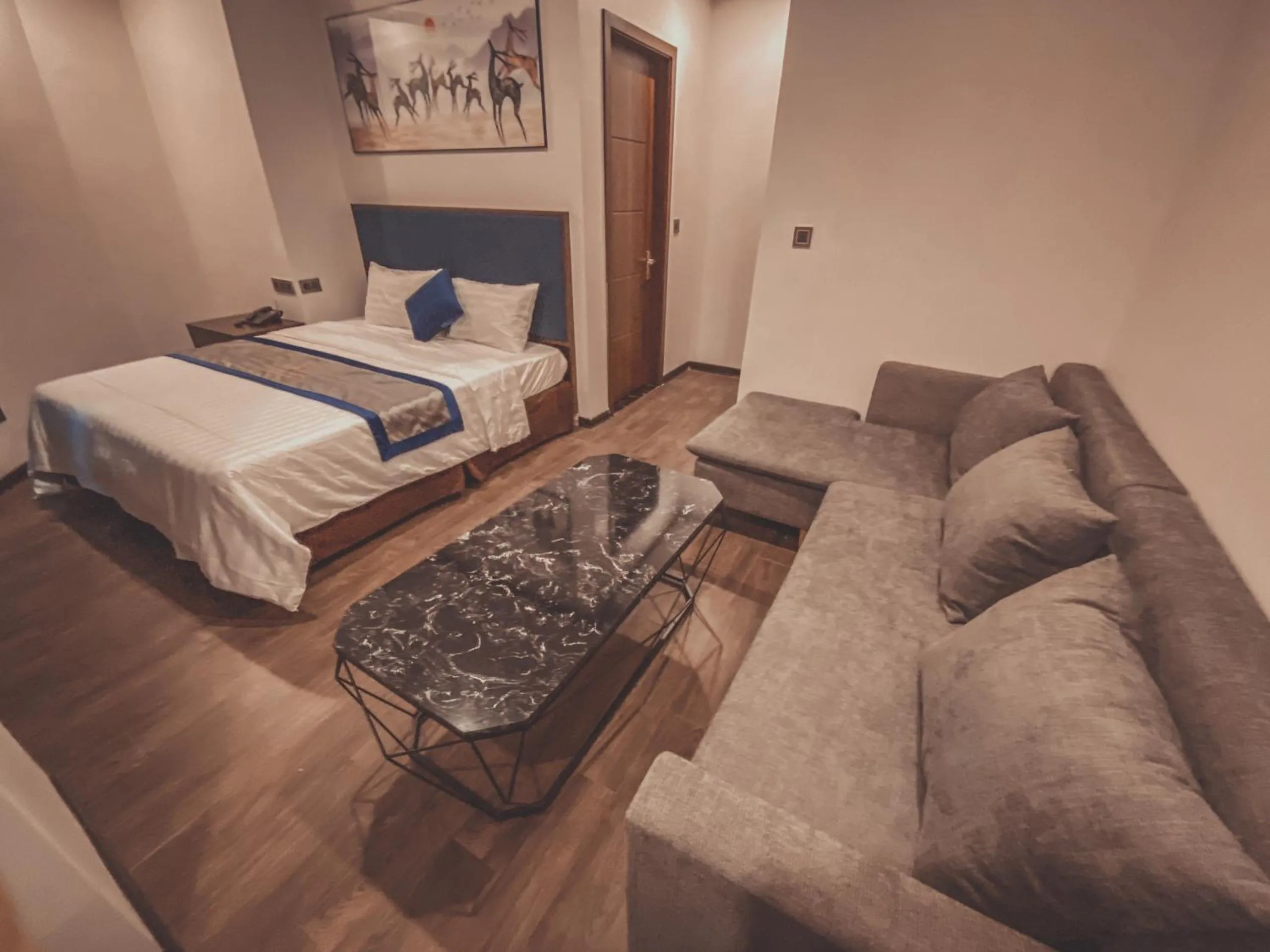 Photo of the whole room, Bed in Kingdom Hotel Cua Lo