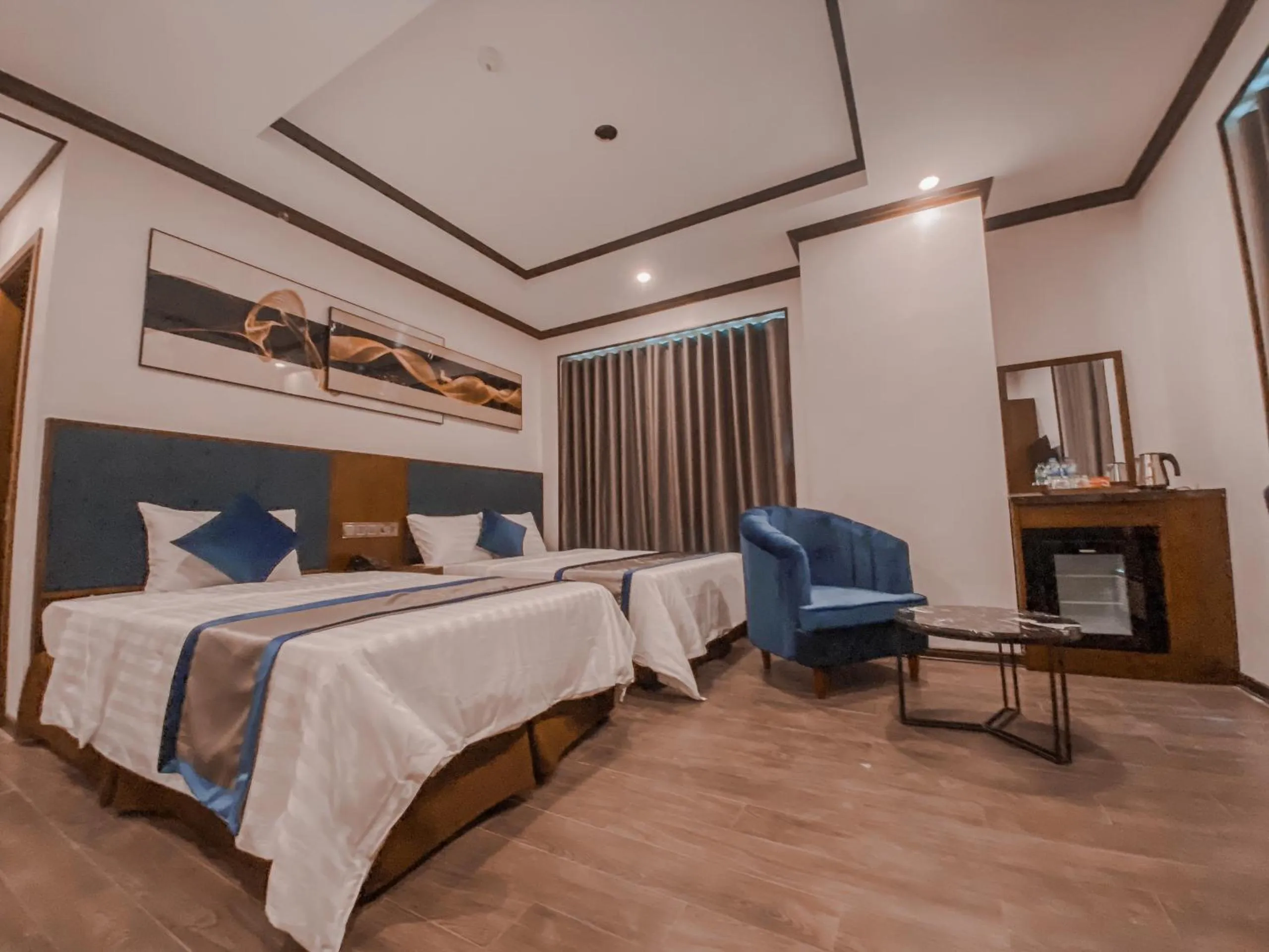 Photo of the whole room, Bed in Kingdom Hotel Cua Lo