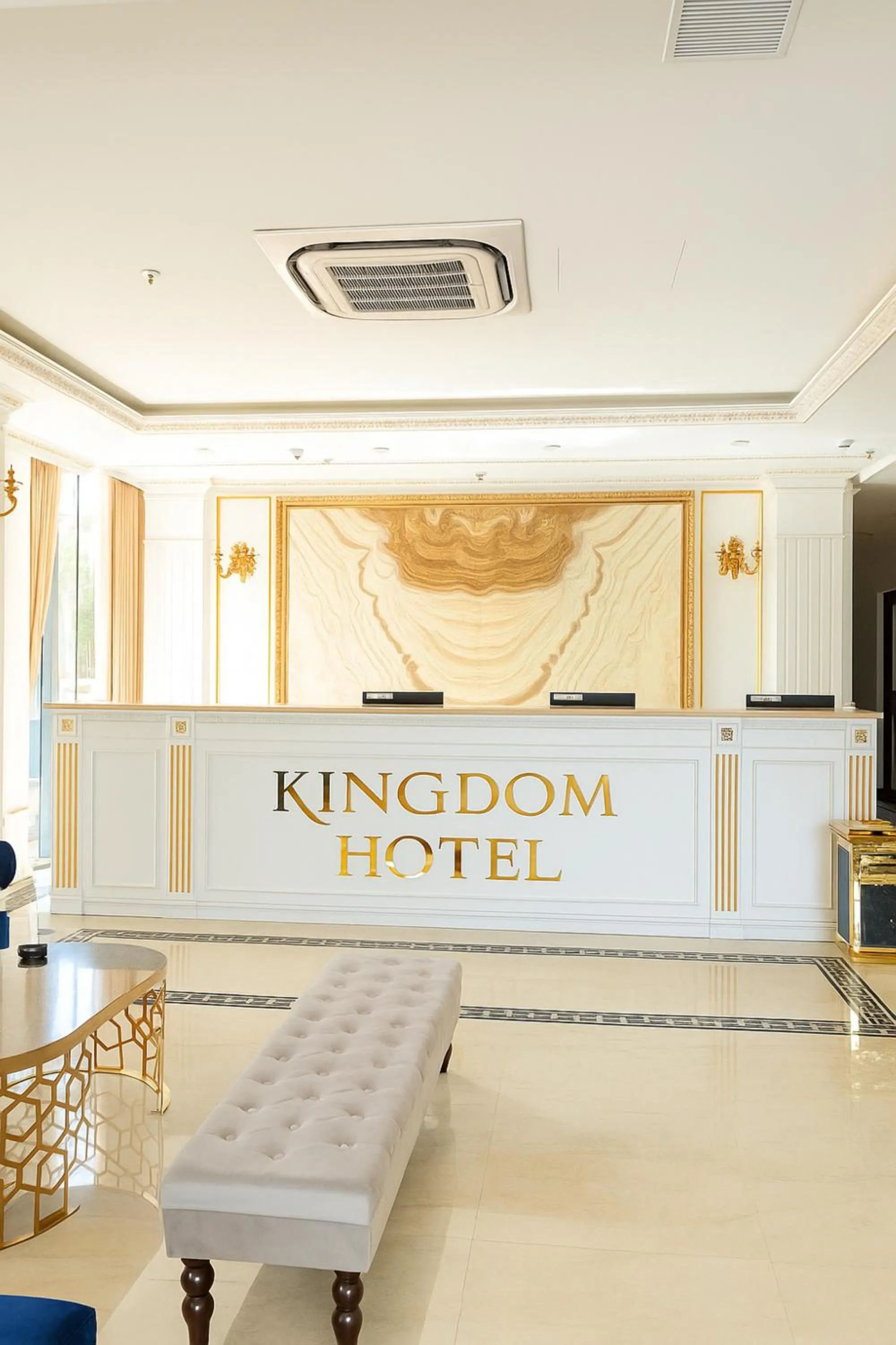 Lobby or reception in Kingdom Hotel Cua Lo