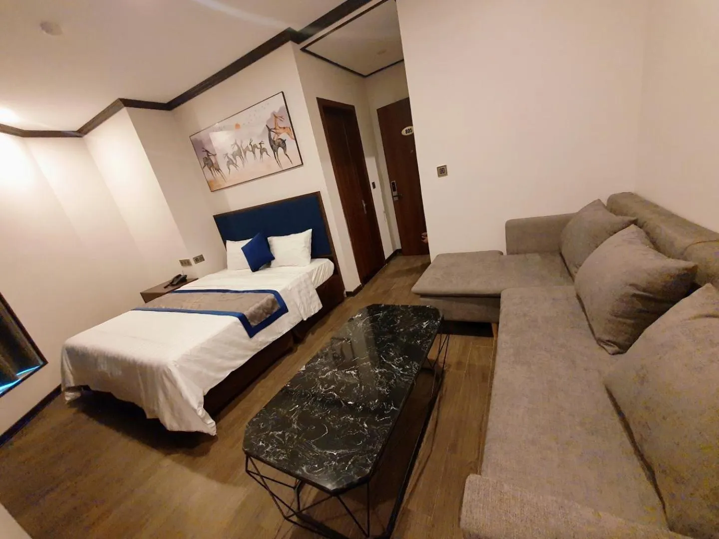 Photo of the whole room, Bed in Kingdom Hotel Cua Lo