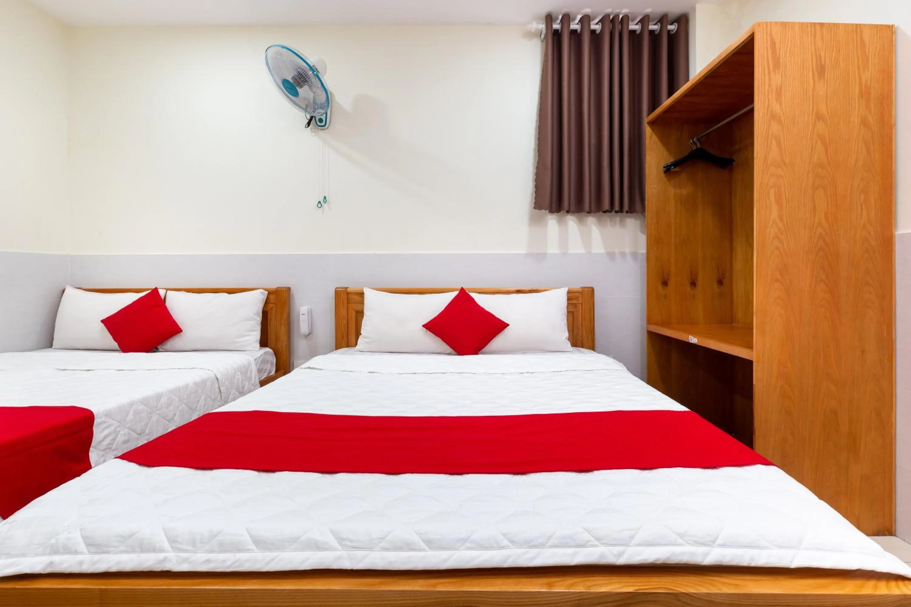 Bed in Rita Hotel Gò Vấp gần Bệnh Viện 175