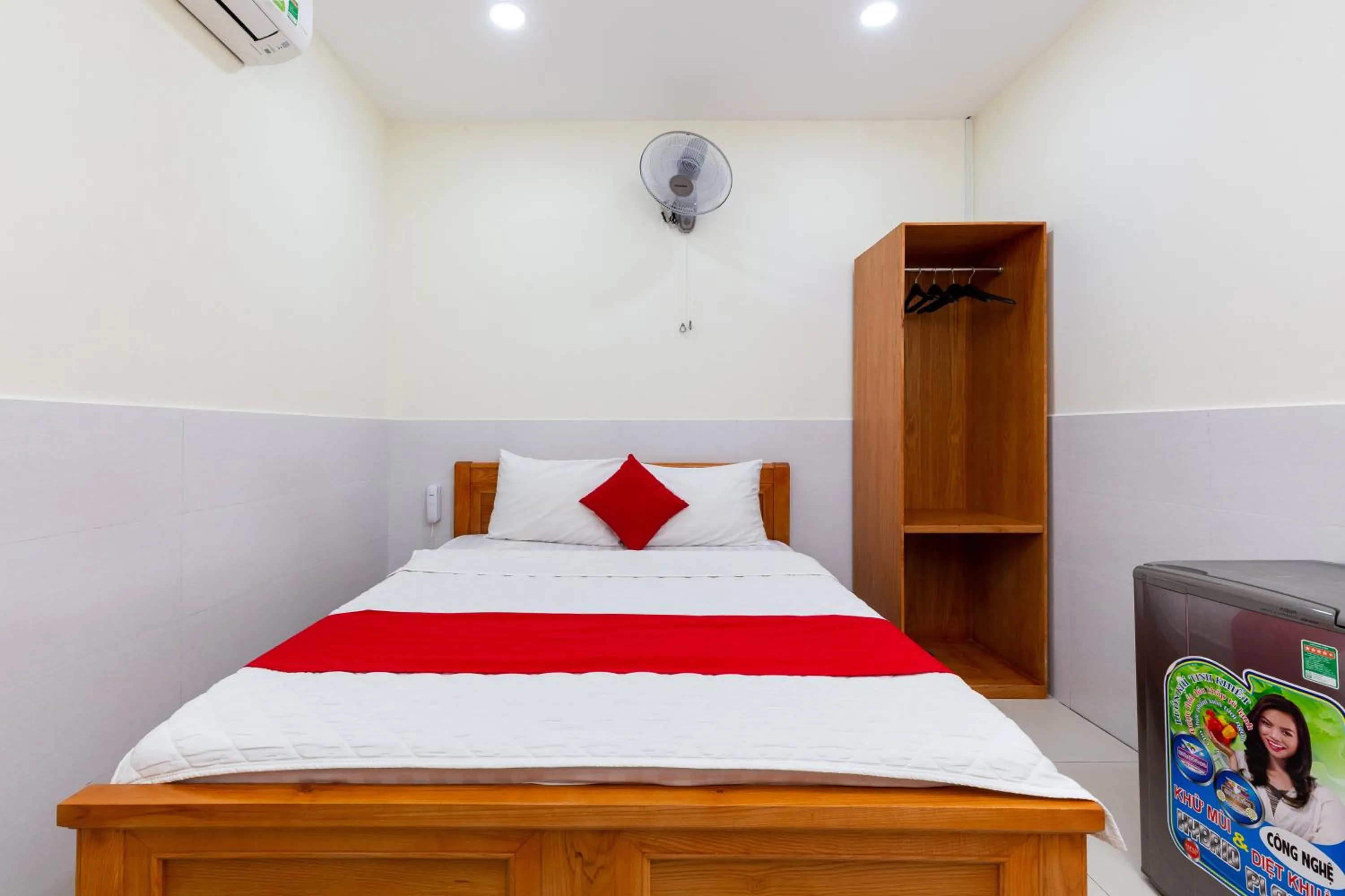 Bed in Rita Hotel Gò Vấp gần Bệnh Viện 175