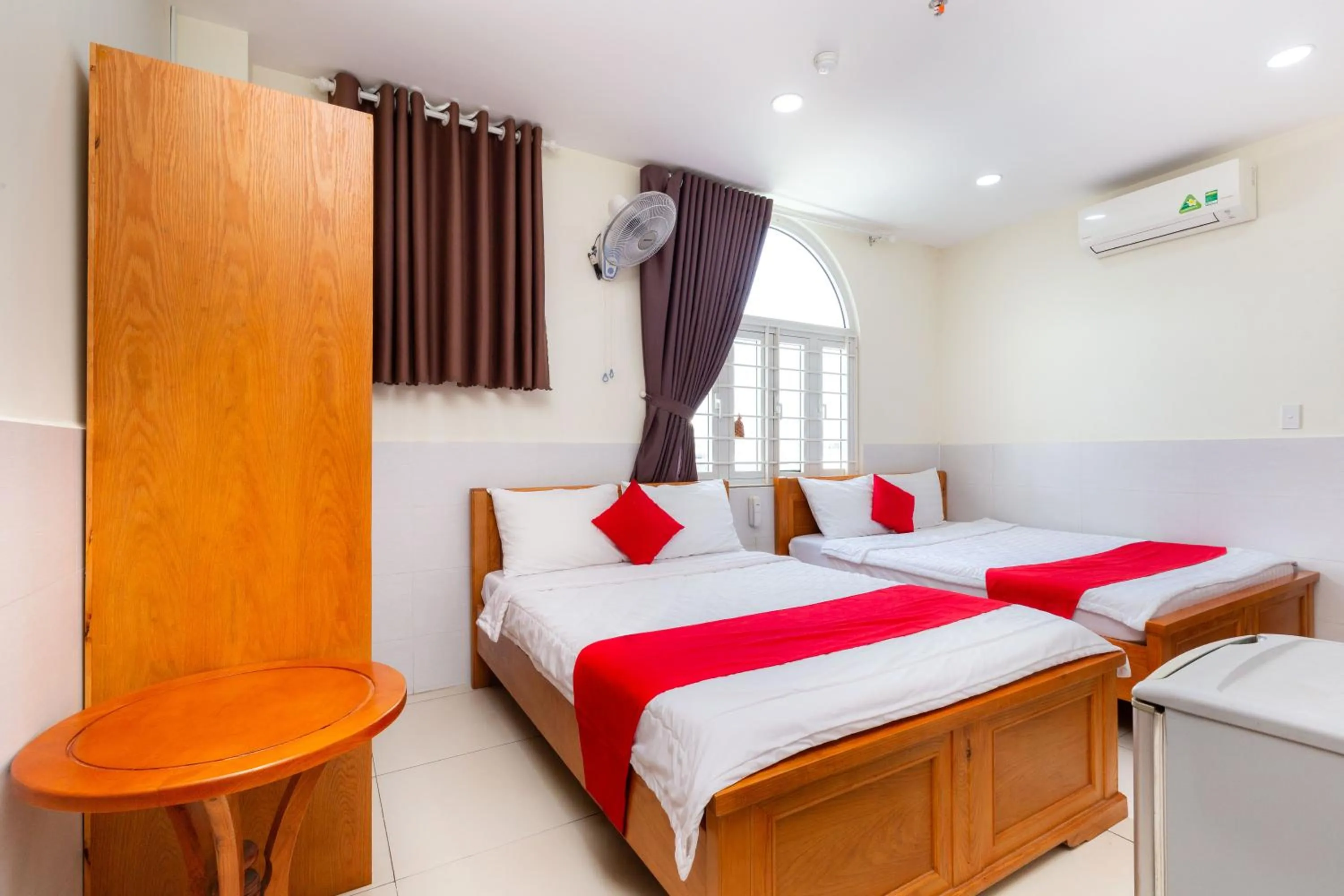 Bed in Rita Hotel Gò Vấp gần Bệnh Viện 175