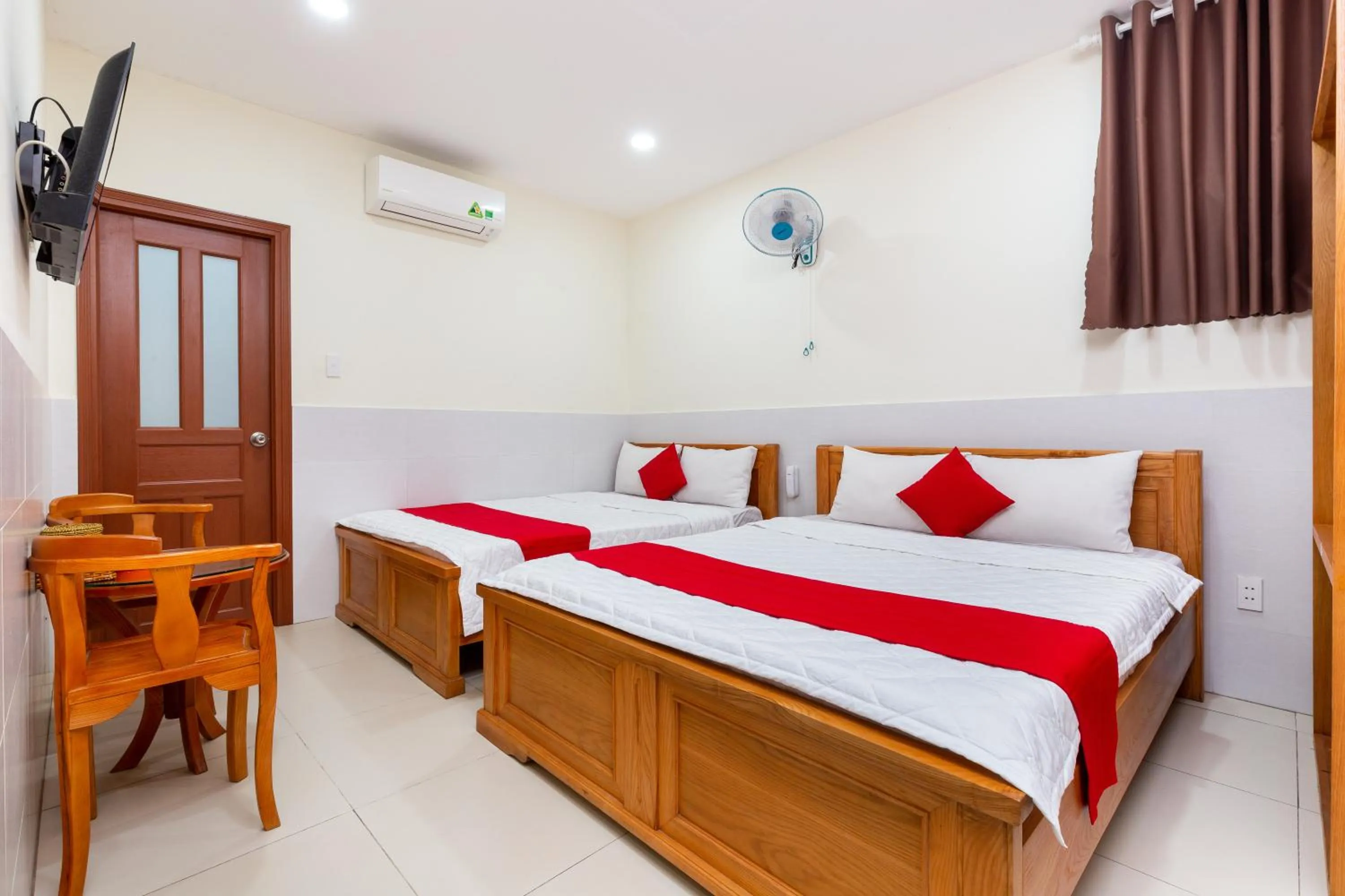 Bed in Rita Hotel Gò Vấp gần Bệnh Viện 175