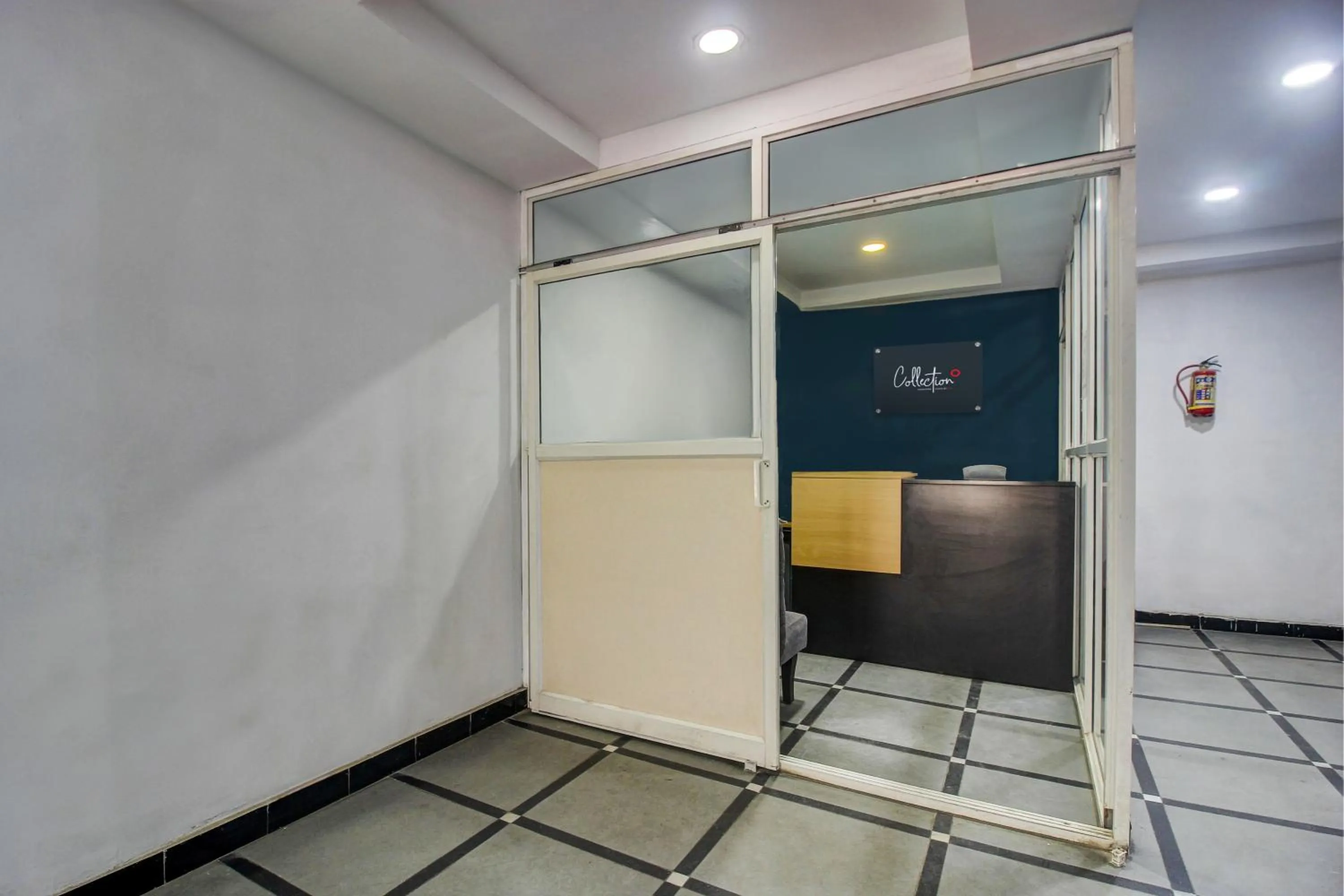 Facade/entrance in Hotel O Qualia Miyapur