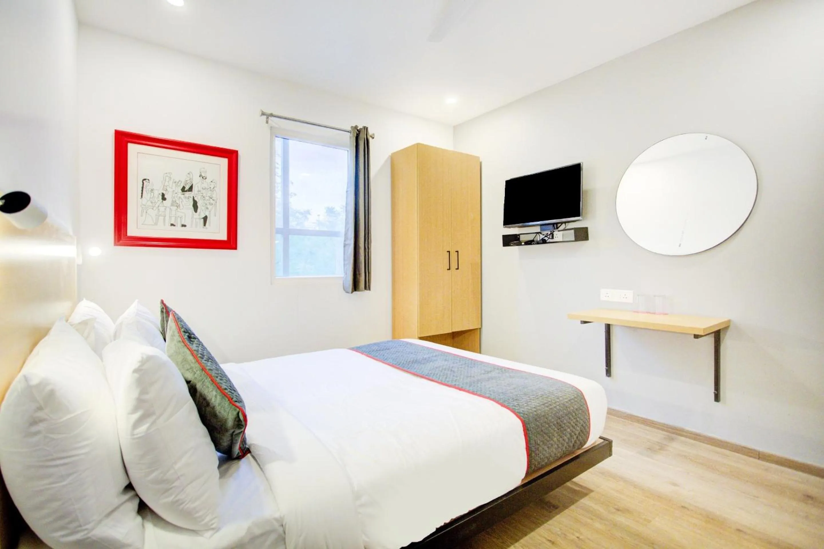 Bedroom, Bed in Super Townhouse Townhouse Atal Chowk Indirapuram Ghaziabad